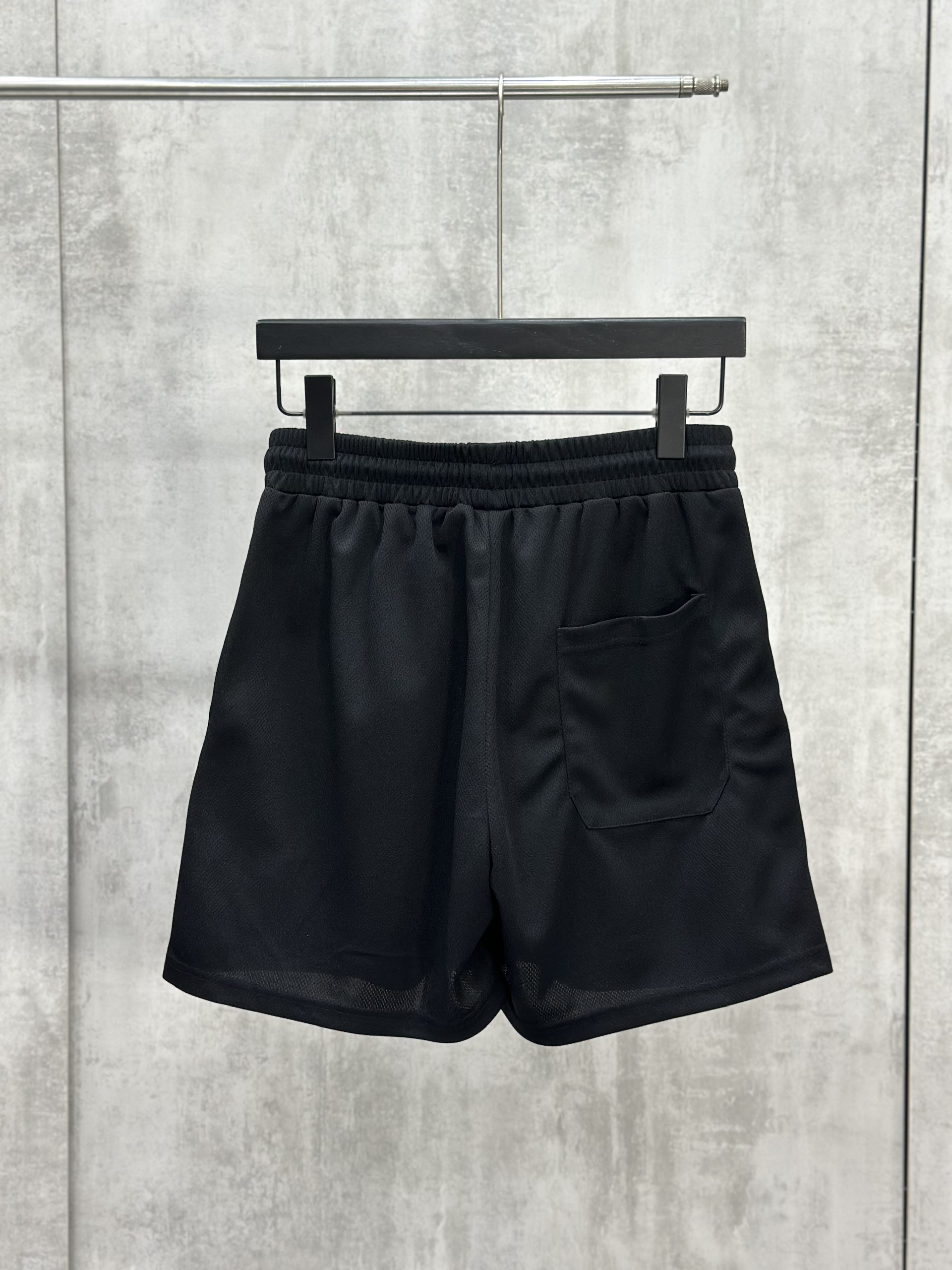 Quần short đùi thể thao TANYA Bombjam Crew Sport Club Đen Like Auth M-XL VTN