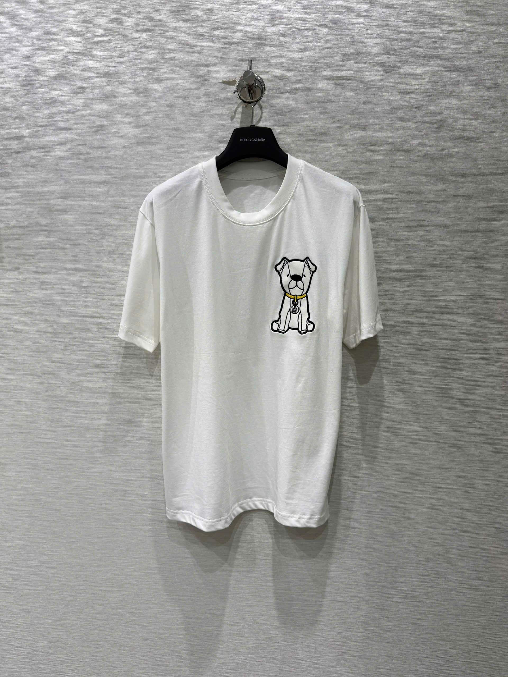 Áo phông T shirt Fendi FD log thêu Cún ngực Like Auth S-XL NV