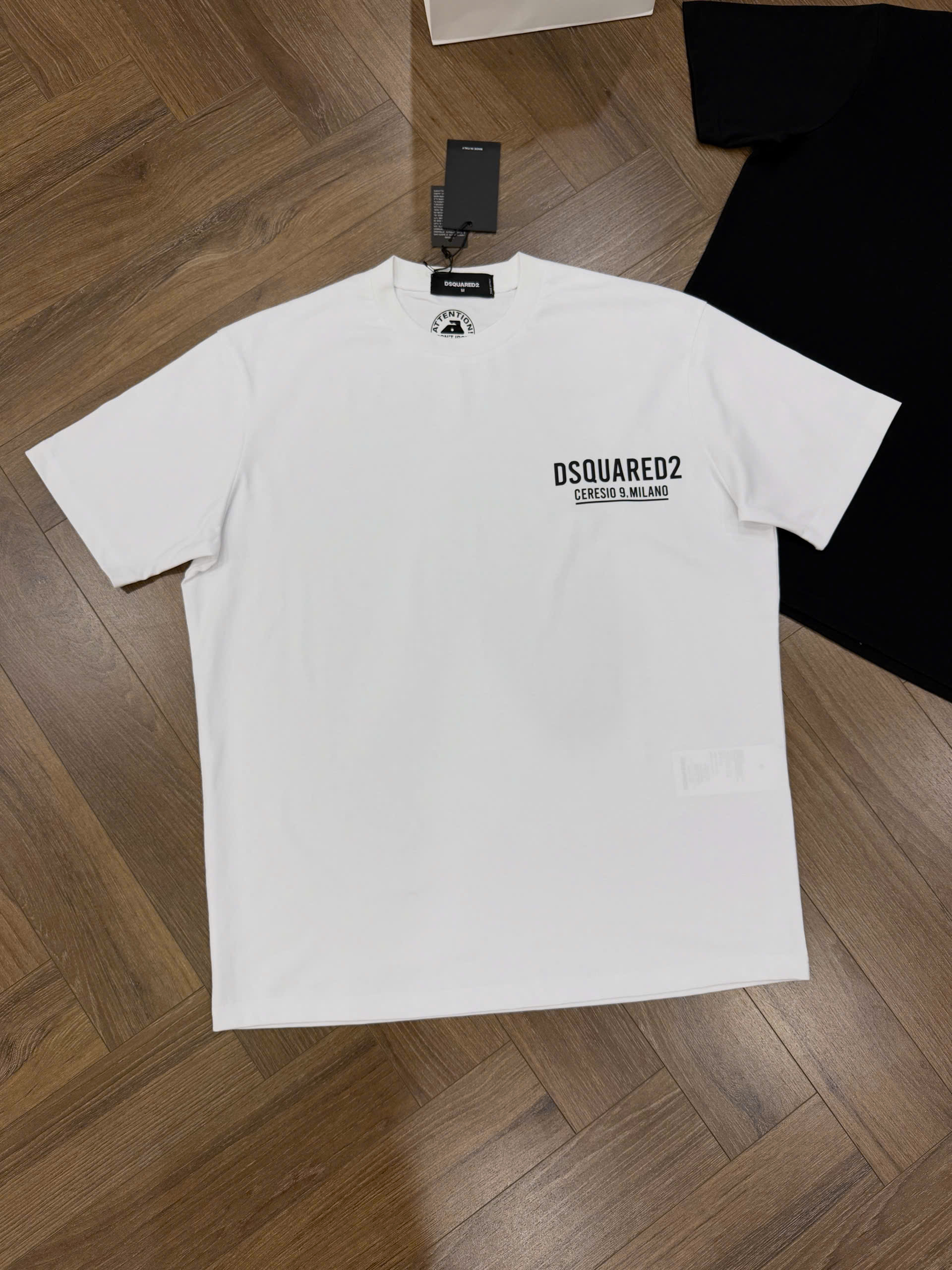 Áo phông T shirt Dsquared2 DSQ Milano logo ngực Like Auth XS-L NV