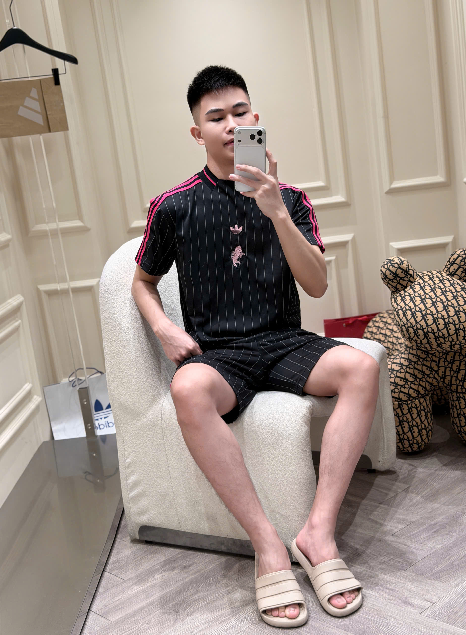 Set bộ hè thể thao Adidas kẻ sọc dọc logo thêu ngực tag ngựa Like Auth S-XL NV