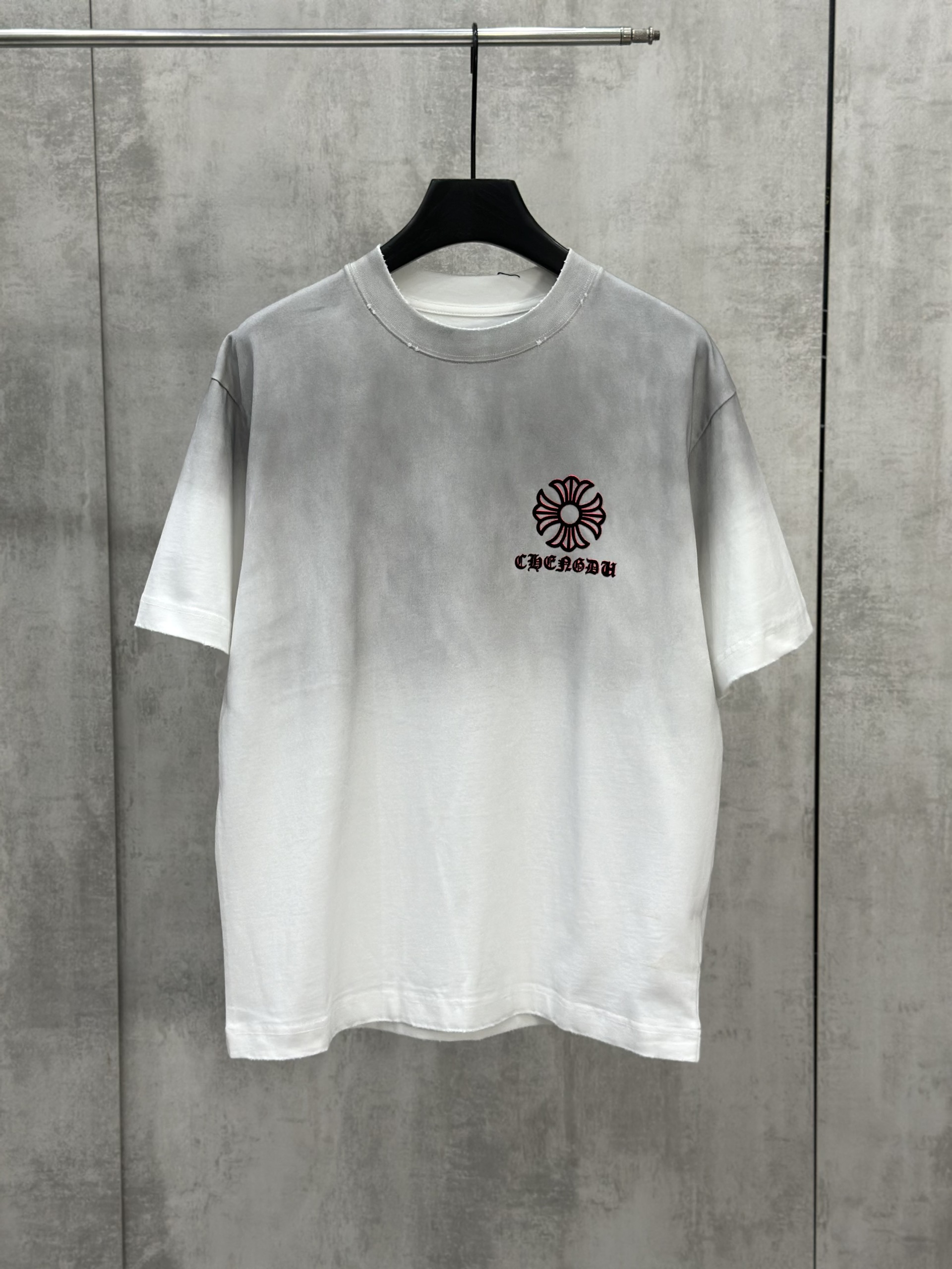 Áo phông T shirt Chrome Heart CH logo thêu tròn lưng ngực Like Auth M-XL VTN