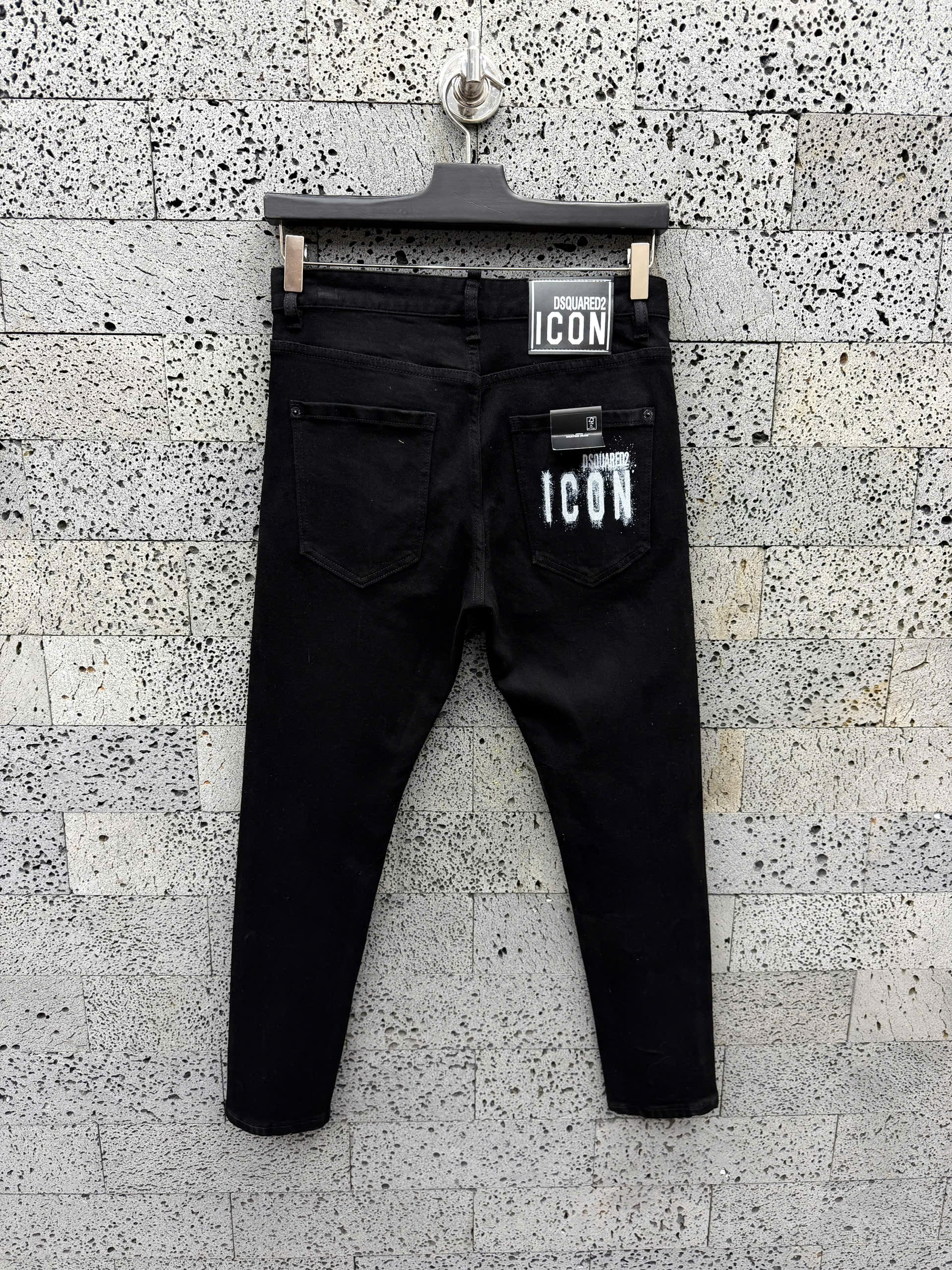 Quần Jean Dsquared2 DSQ icon logo tag bạc đùi khóa lệch Like Auth 42-54 NV