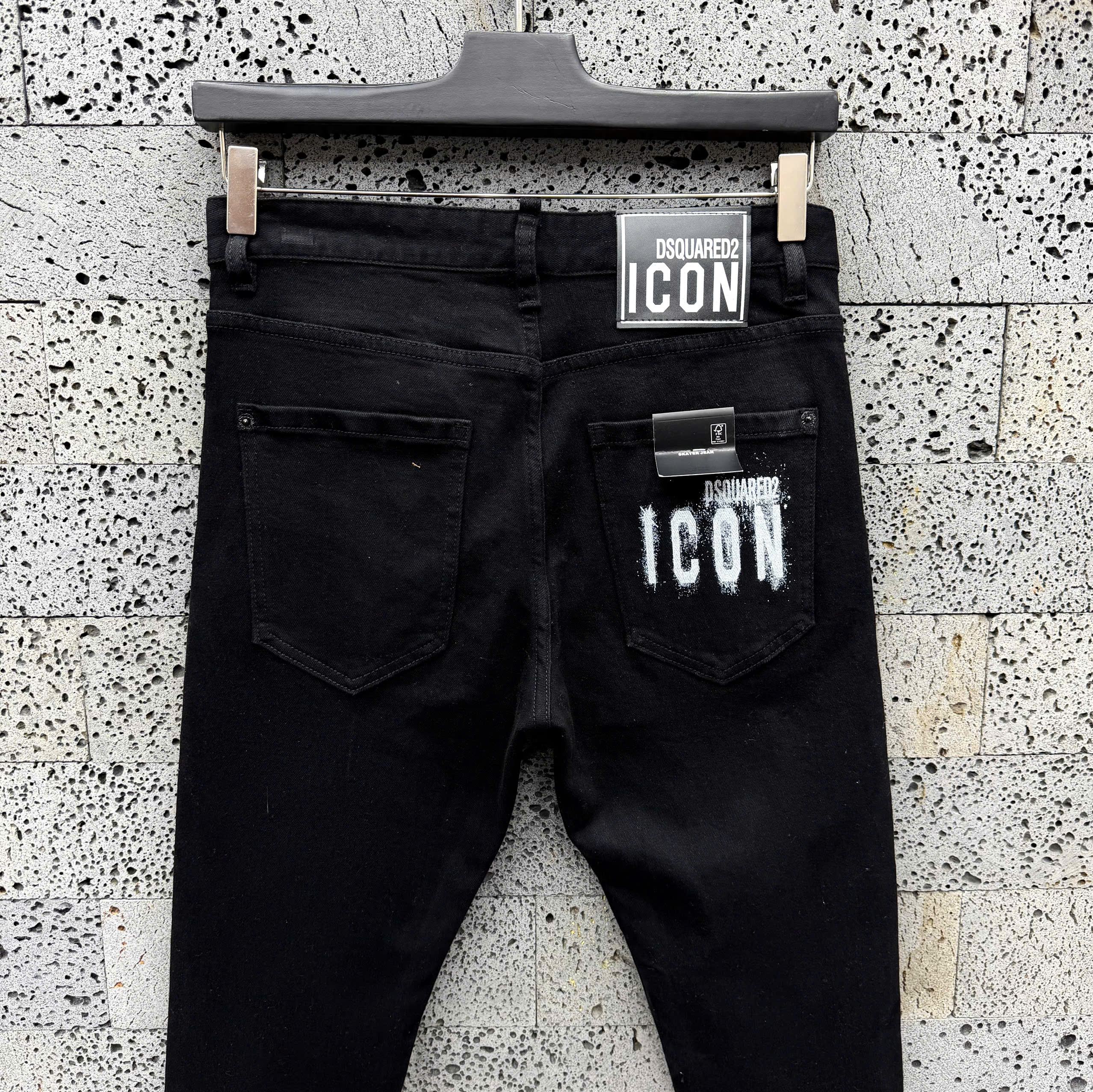 Quần Jean Dsquared2 DSQ icon logo tag bạc đùi khóa lệch Like Auth 42-54 NV