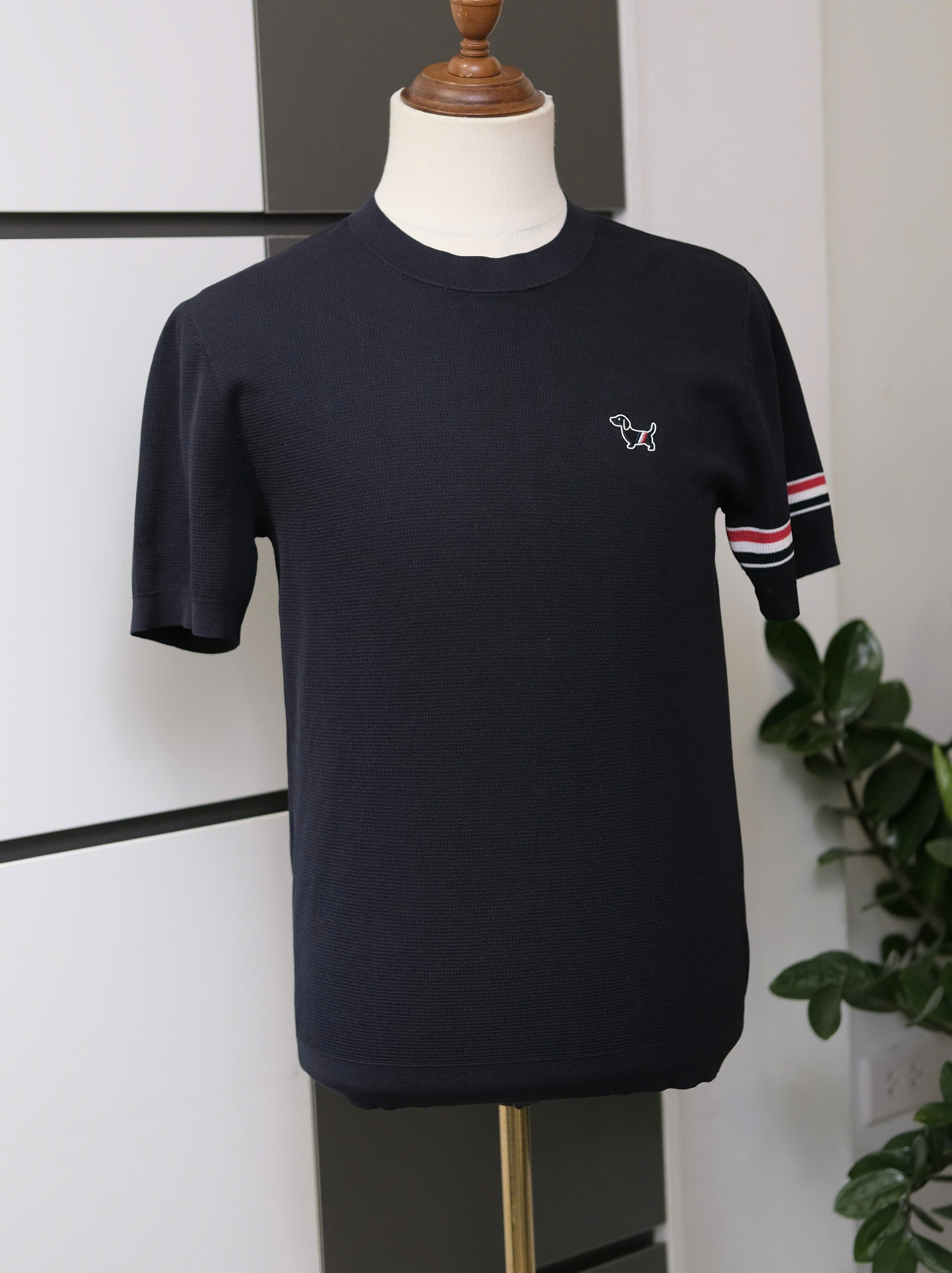 Áo phông T shirt Thombrowne kẻ sọc tay logo thêu Cún Like Auth 48-54 DDT\Xanh Than