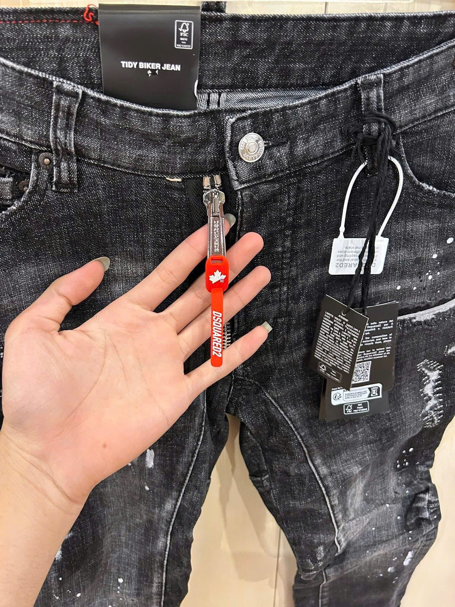 Quần Jean bò Biker Dsquared2 DSQ icon rách mài loang sơn khóa lệch Like Auth 42-54 NV