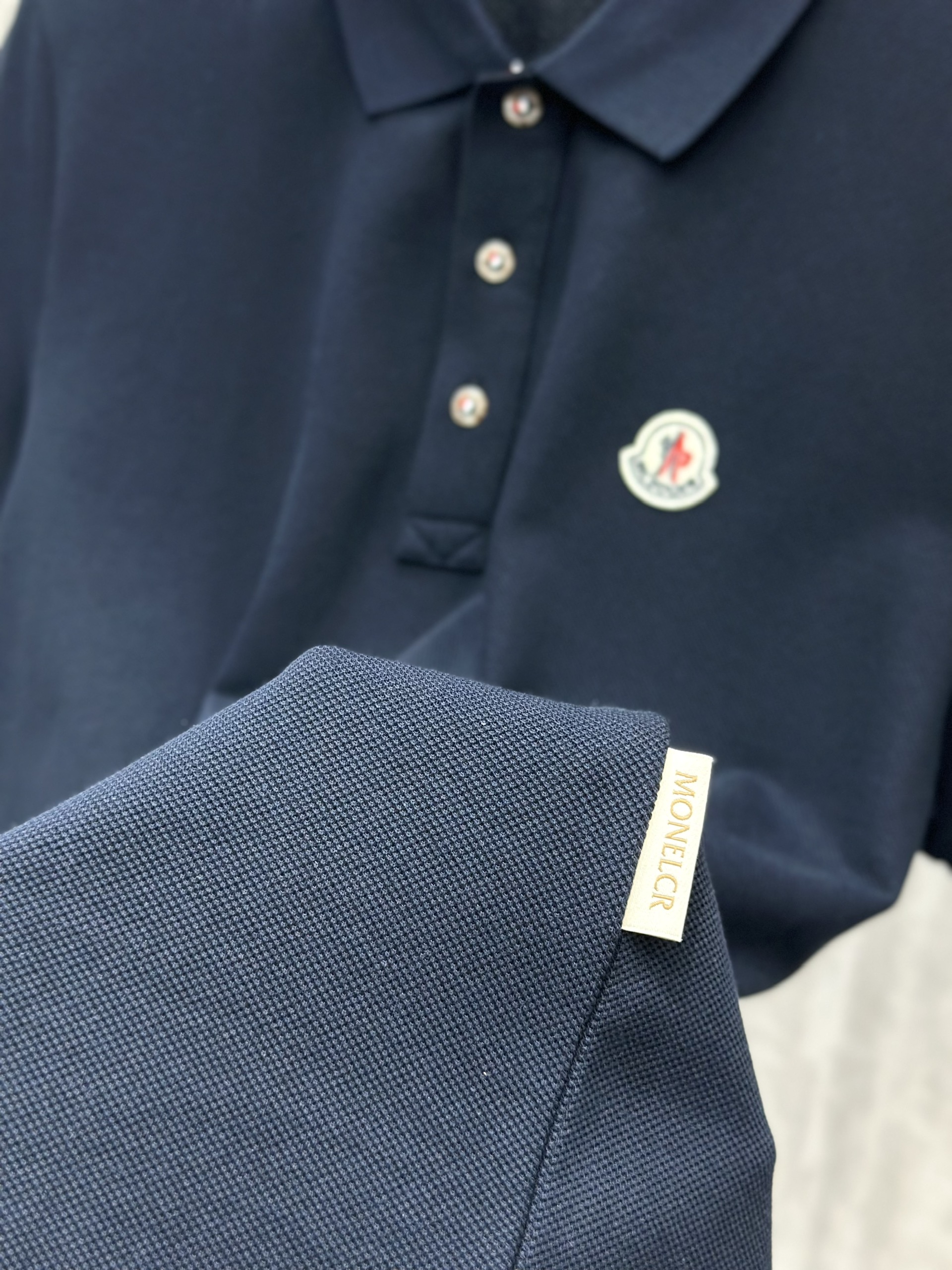 Áo polo Moncler logo thêu ngực Like Auth 48-52 VTN