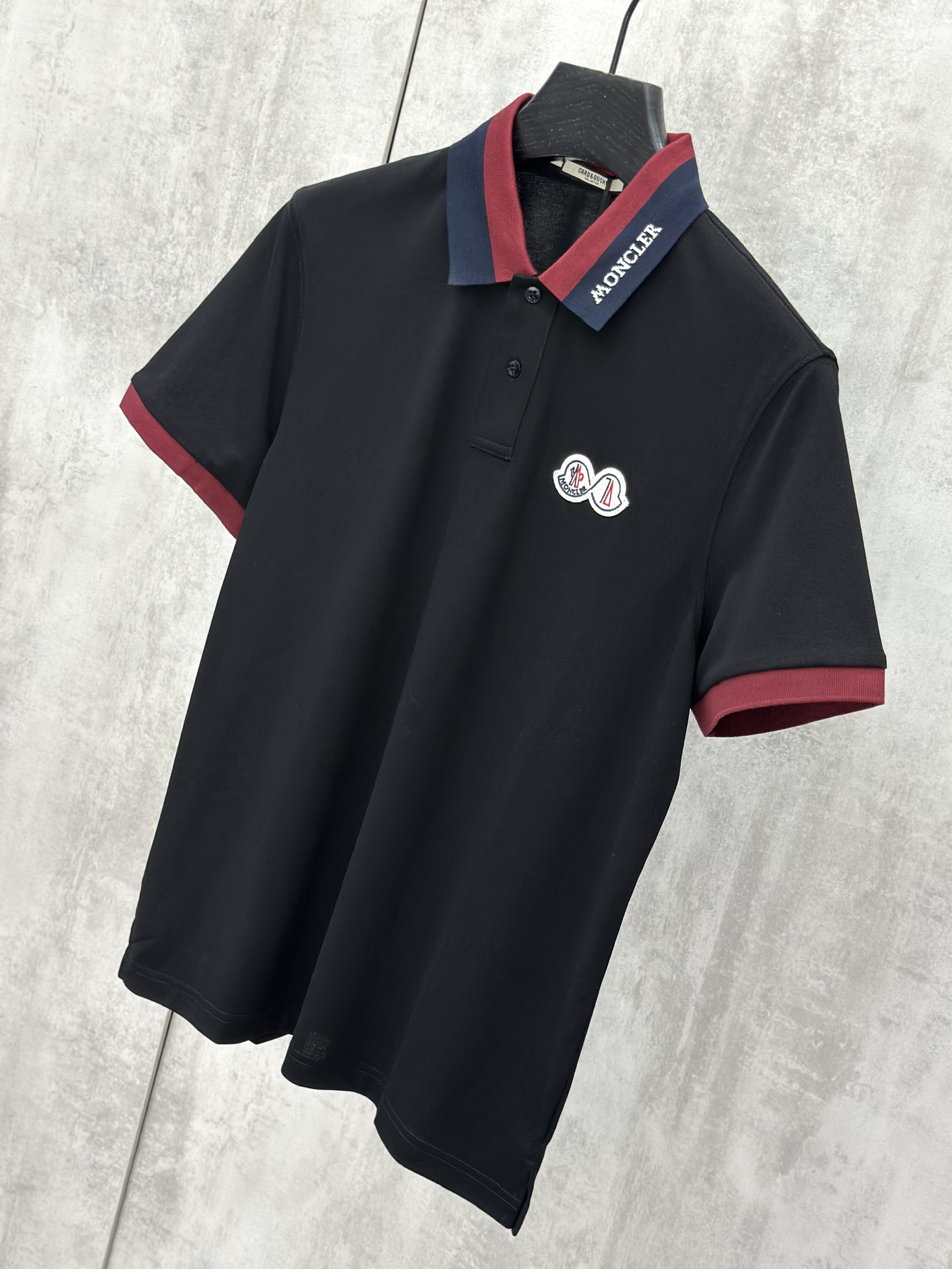 Áo polo Moncler kẻ sọc tay cổ Xanh Đỏ logo check cổ thêu ngực Like Auth 48-52 VTN