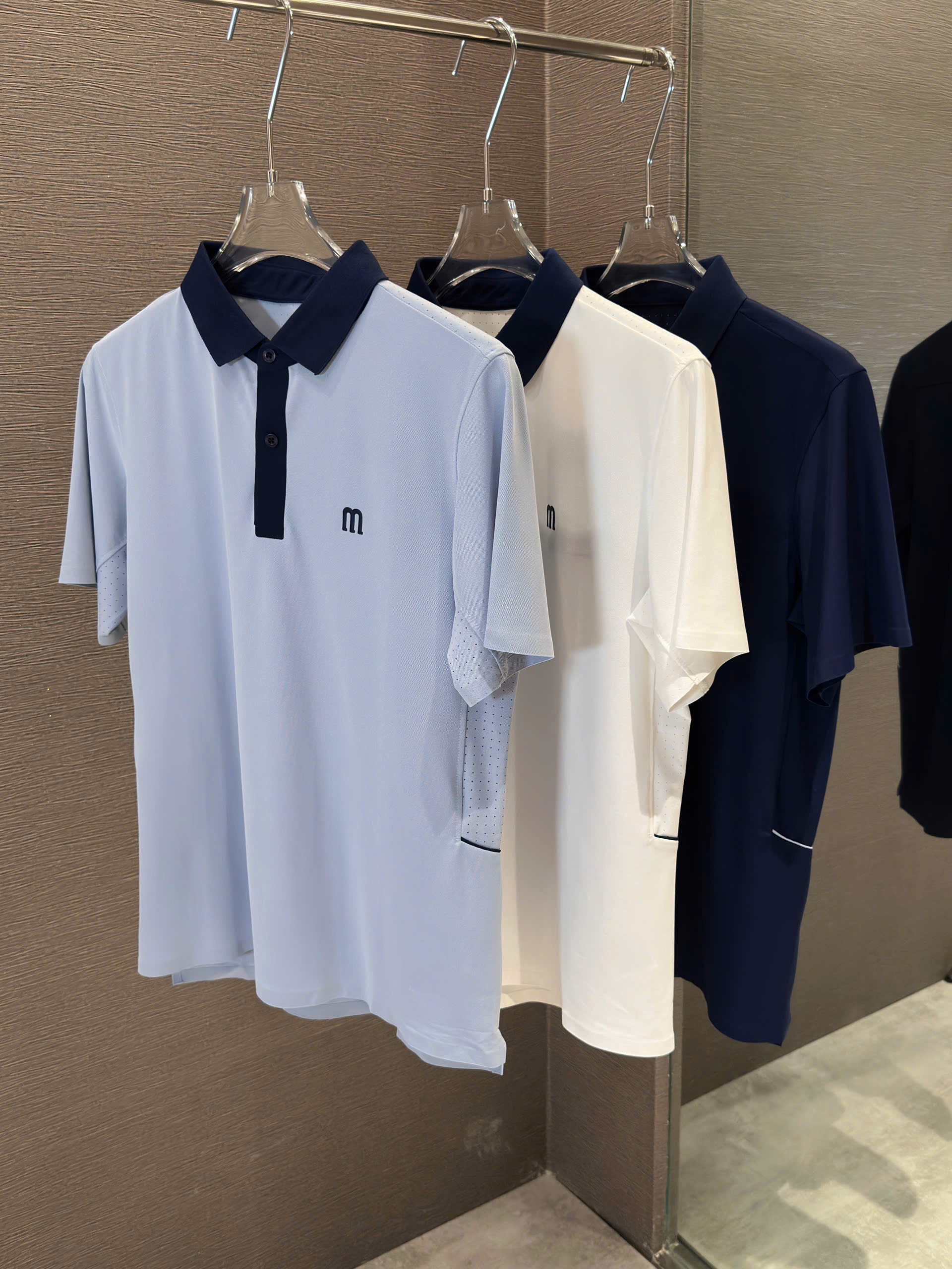 Áo polo thể thao Manesti logo thêu ngực Like Auth S-XL VTN\Xanh nhạt