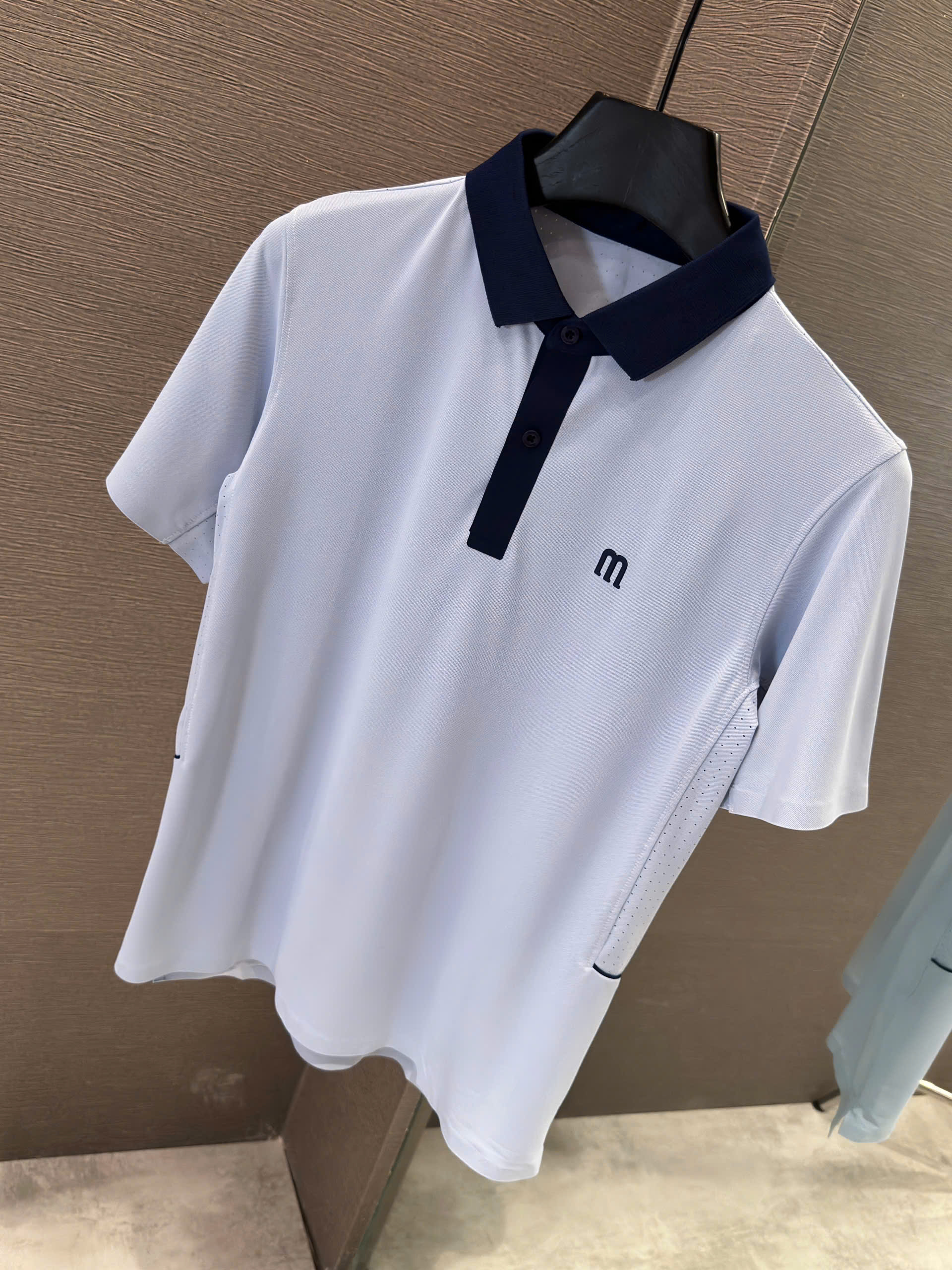Áo polo thể thao Manesti logo thêu ngực Like Auth S-XL VTN\Xanh nhạt