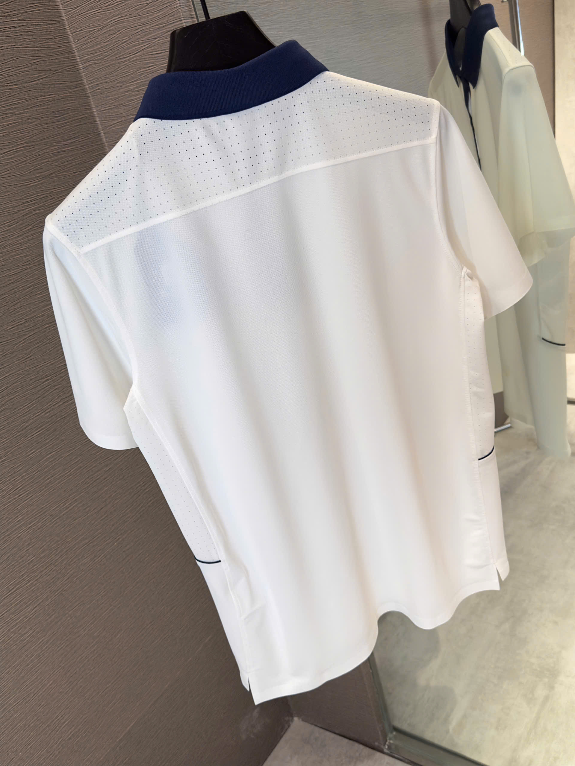 Áo polo thể thao Manesti logo thêu ngực Like Auth S-XL VTN\Trắng