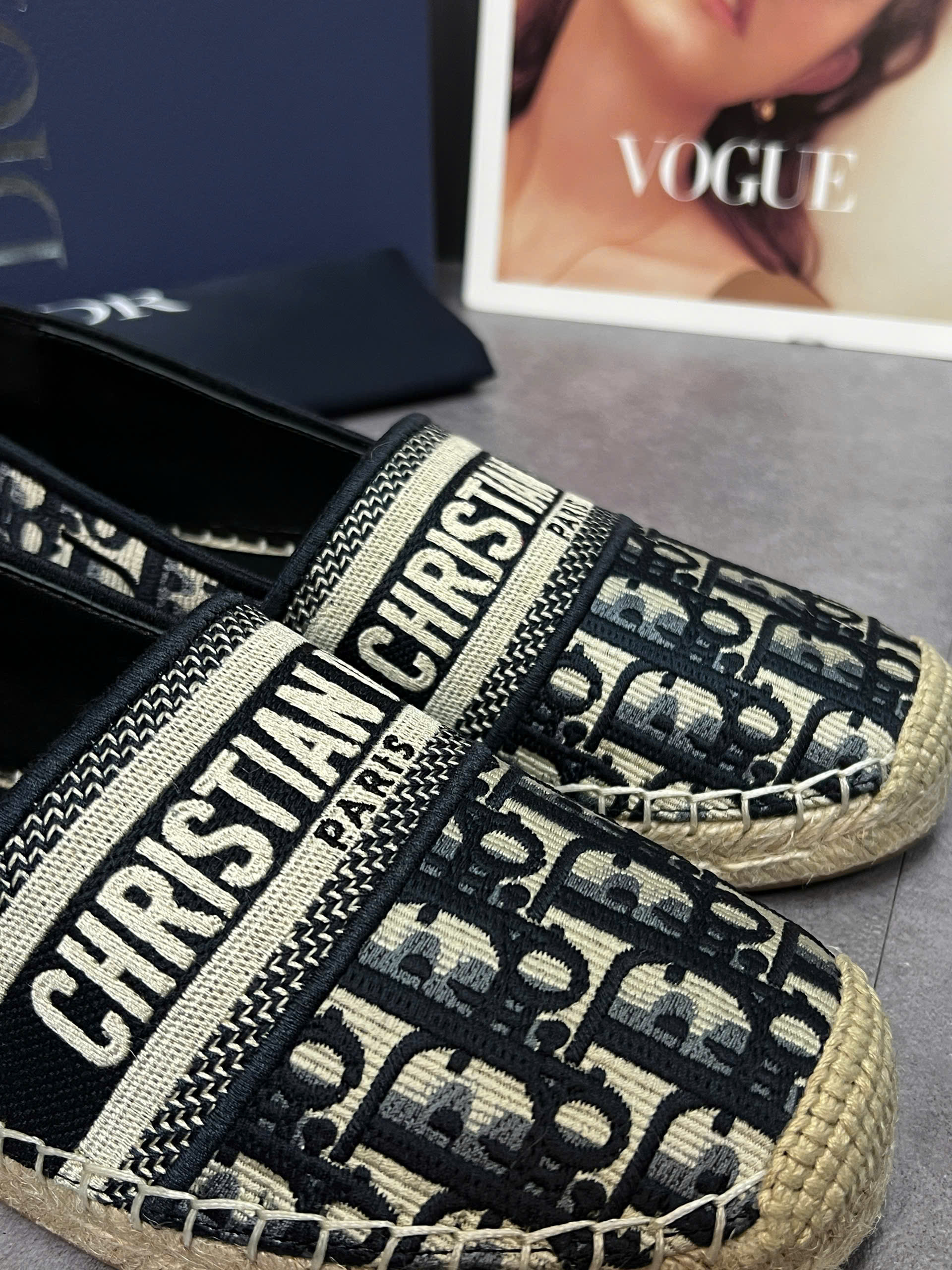 Giày slipon cói Dior CD họa tiết Obique full logo tag ngang Like Auth 38-43 VTN