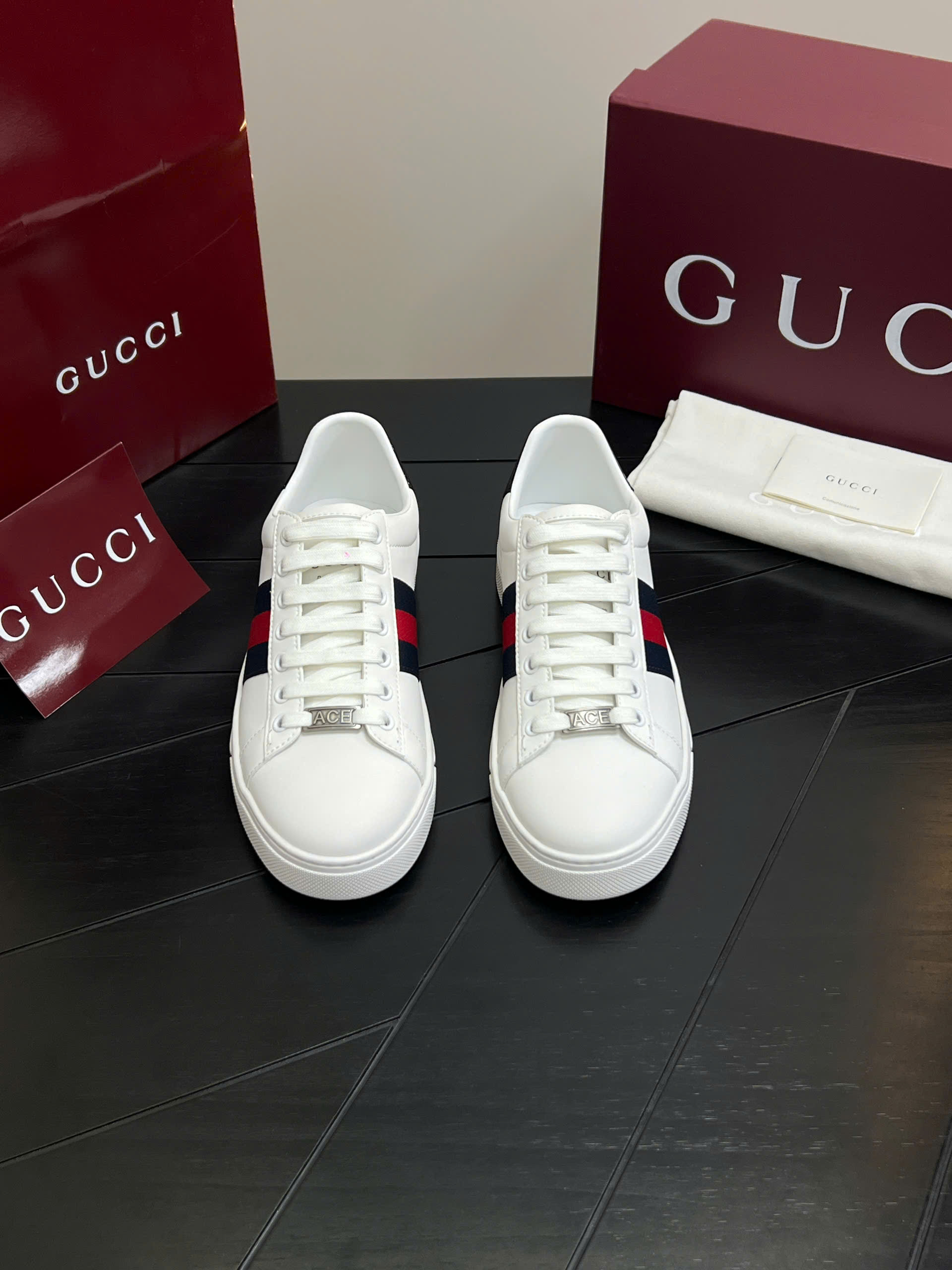 Giày sneaker Gucci Ace GG Supreme Trắng kẻ sọc ngang Xanh Đỏ Like Auth 38-43 VTN