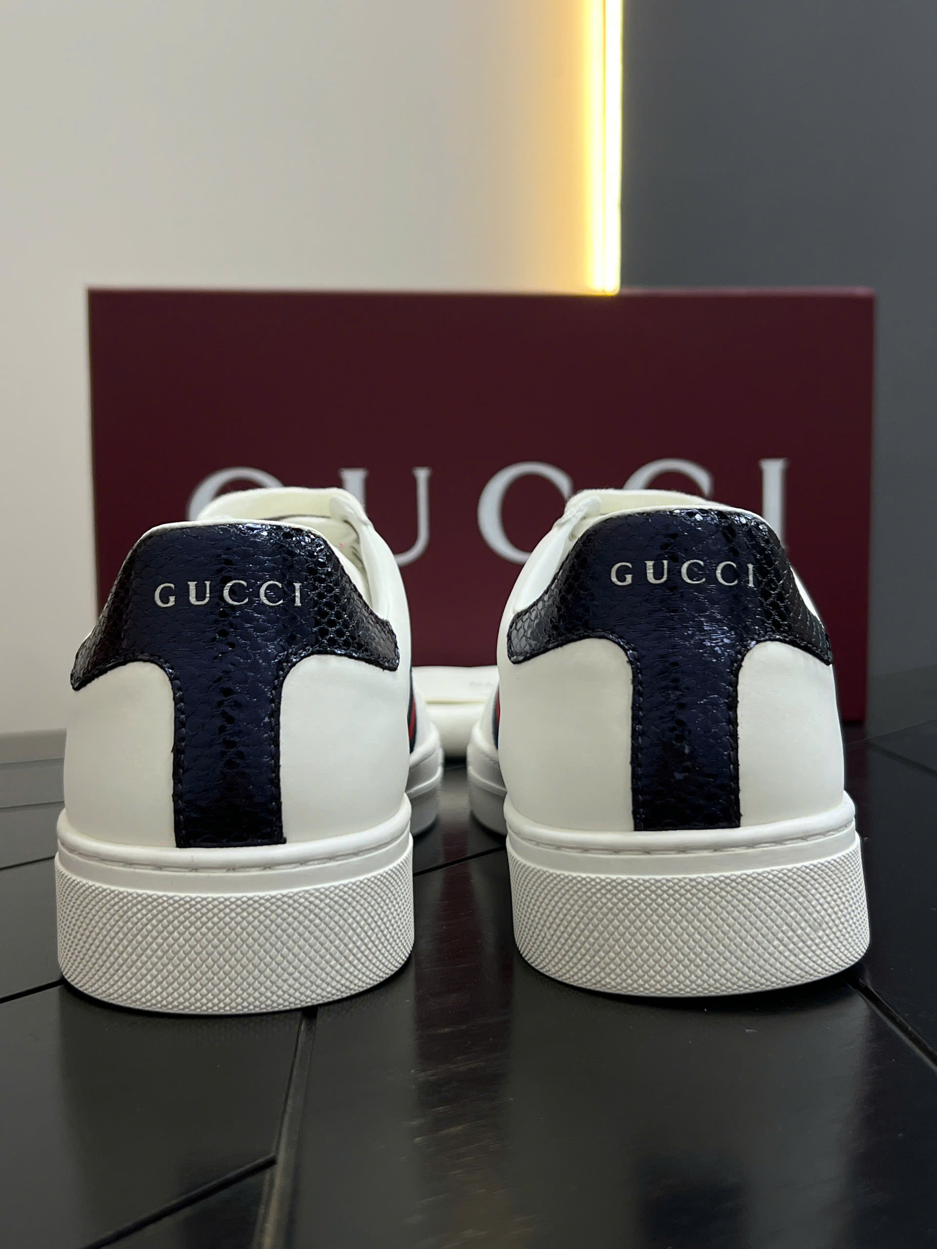 Giày sneaker Gucci Ace GG Supreme Trắng kẻ sọc ngang Xanh Đỏ Like Auth 38-43 VTN