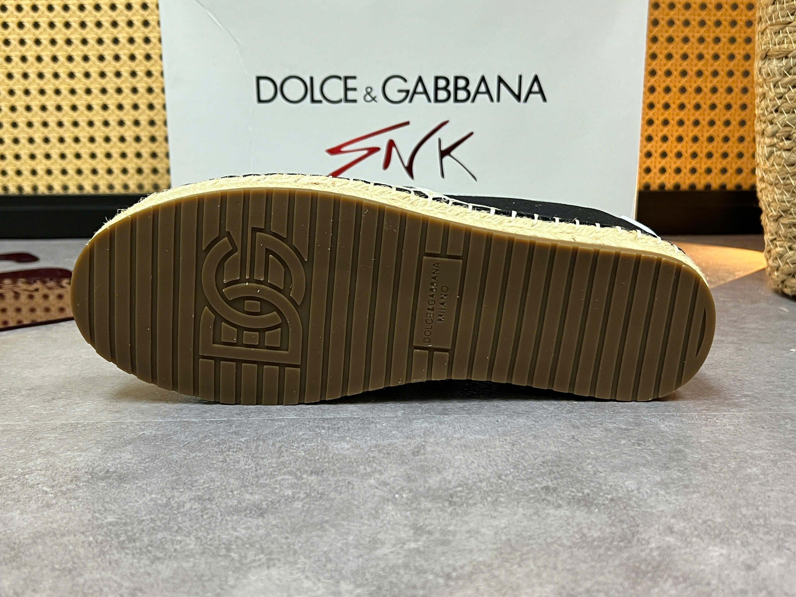 Giày slipon cói Dolce Gabbana DG Đen tag Trắng Like Auth 38-43 VTN