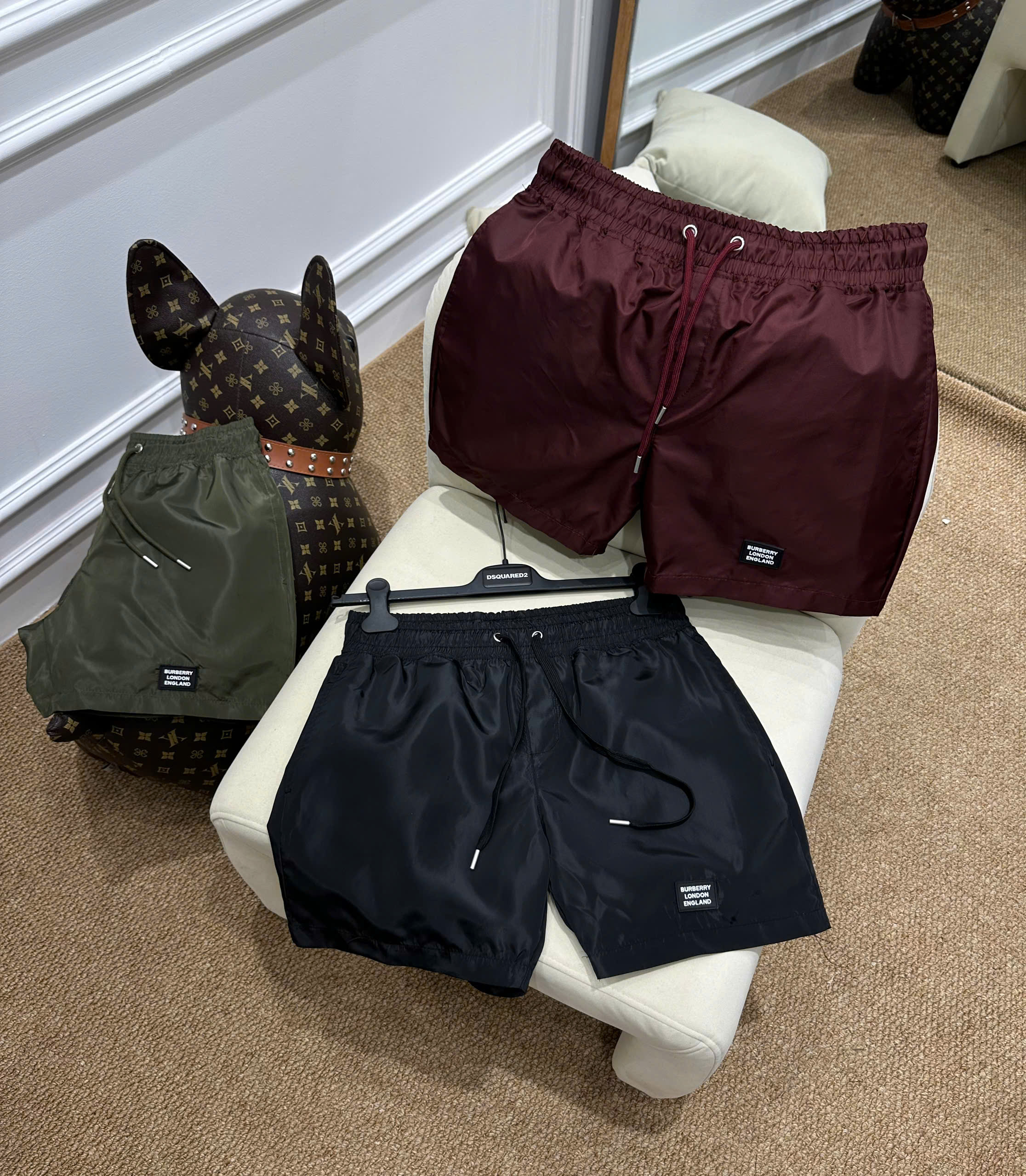 Quần short đùi gió Burberry BBR logo thêu kỵ sỹ ngựa bay túi sau Like Auth S-XL NV