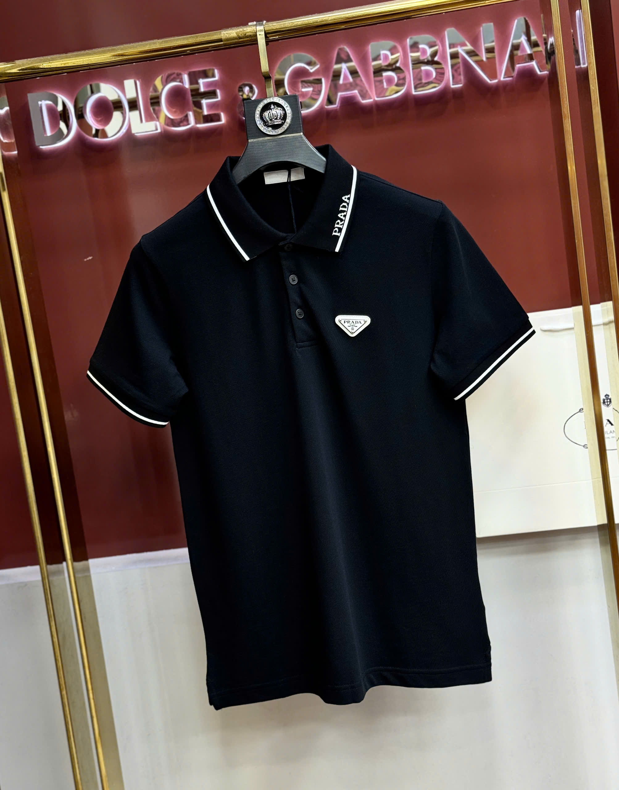 Áo polo Prada logo check cổ tag tam giác ngực Like Auth S-XL CD