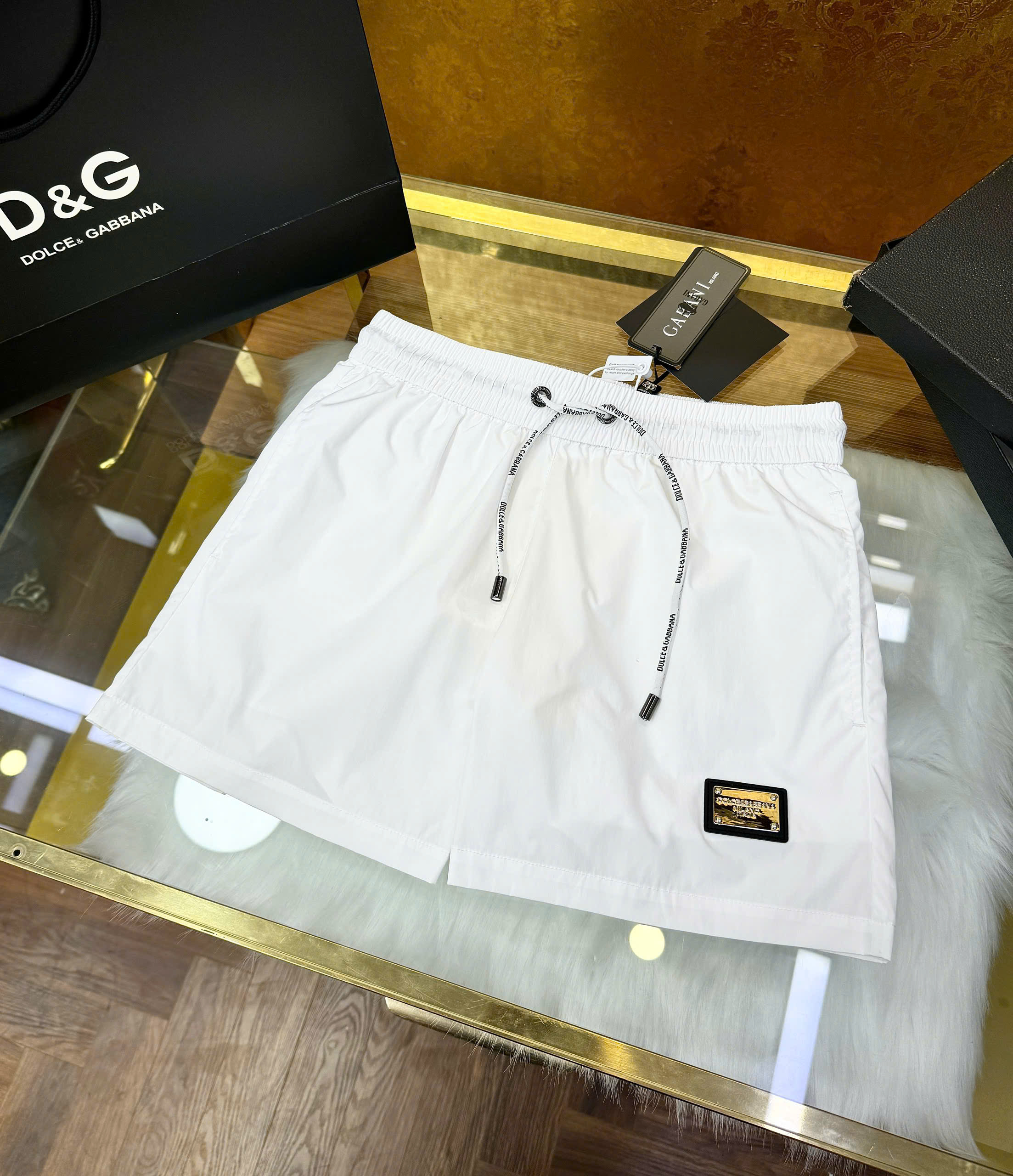 Quần short đùi gió Dolce Gabbana DG basic logo tag vuông đùi Like Auth 44-48 CD