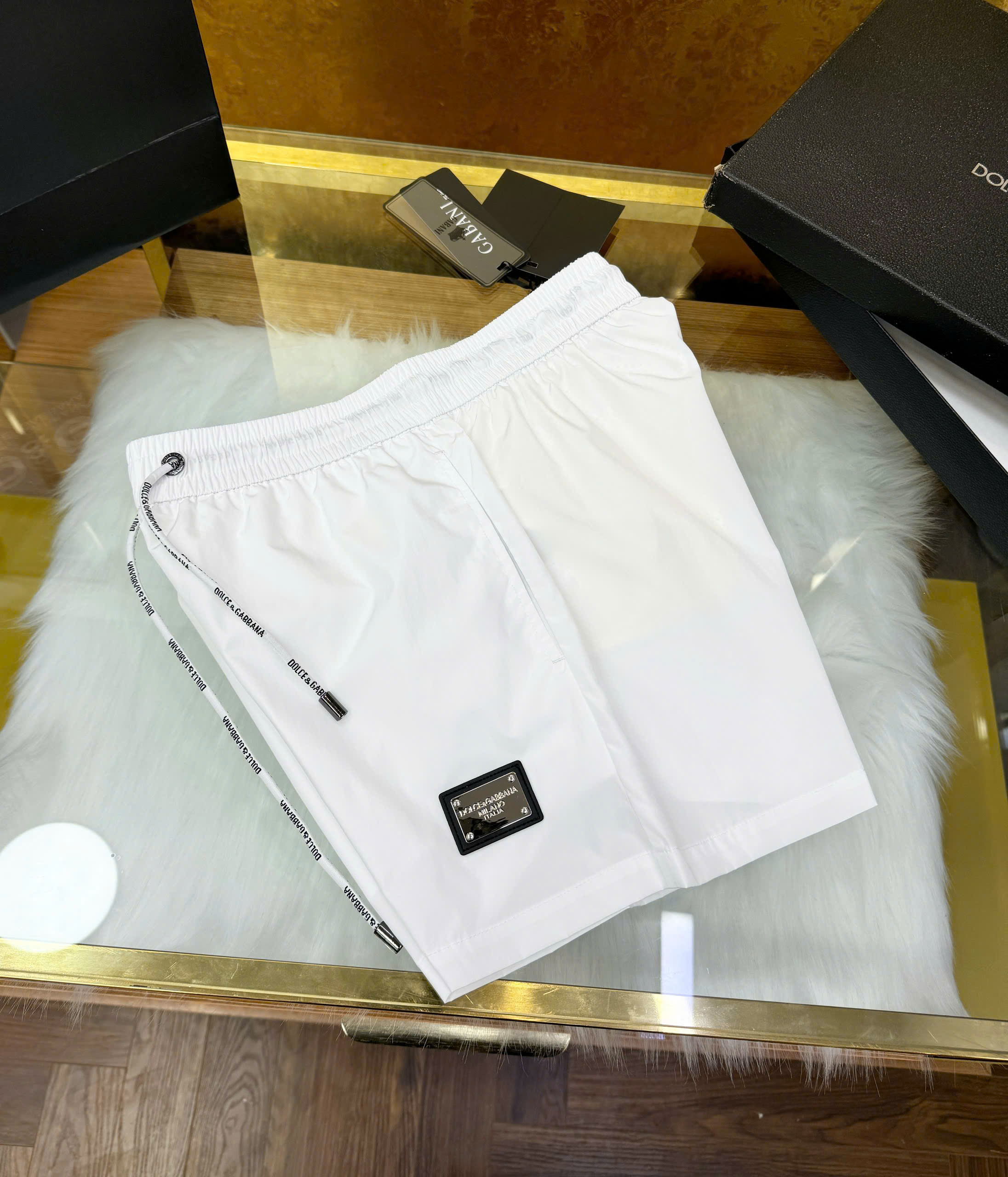 Quần short đùi gió Dolce Gabbana DG basic logo tag vuông đùi Like Auth 44-48 CD