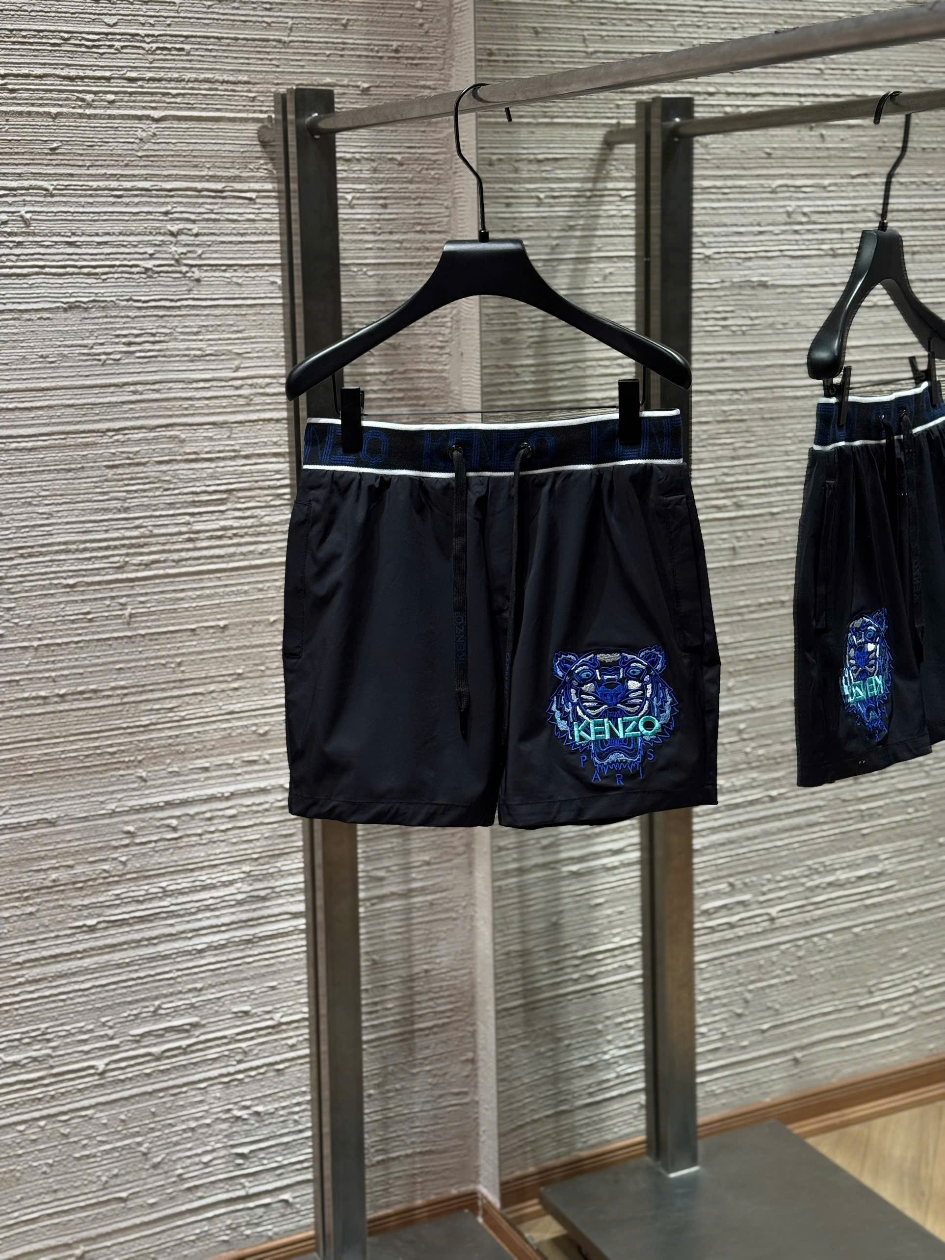 Quần short đùi gió Kenzo KZ Đen bo cạp thêu mặt hổ Xanh Like Auth S-XL NV