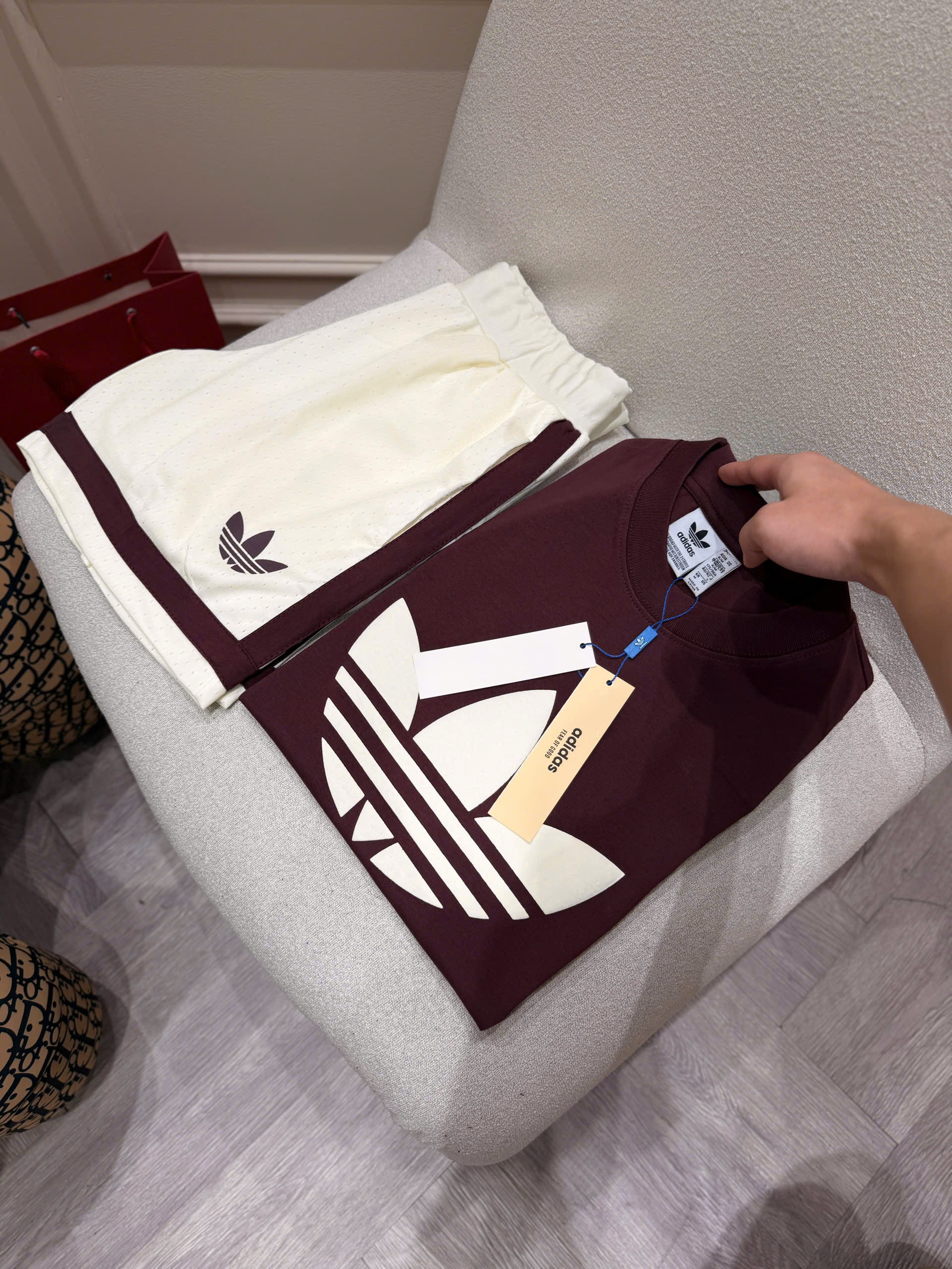 Set bộ nỉ thể thao Adidas BasketBall logo hoa ngực Like Auth S-XL NV