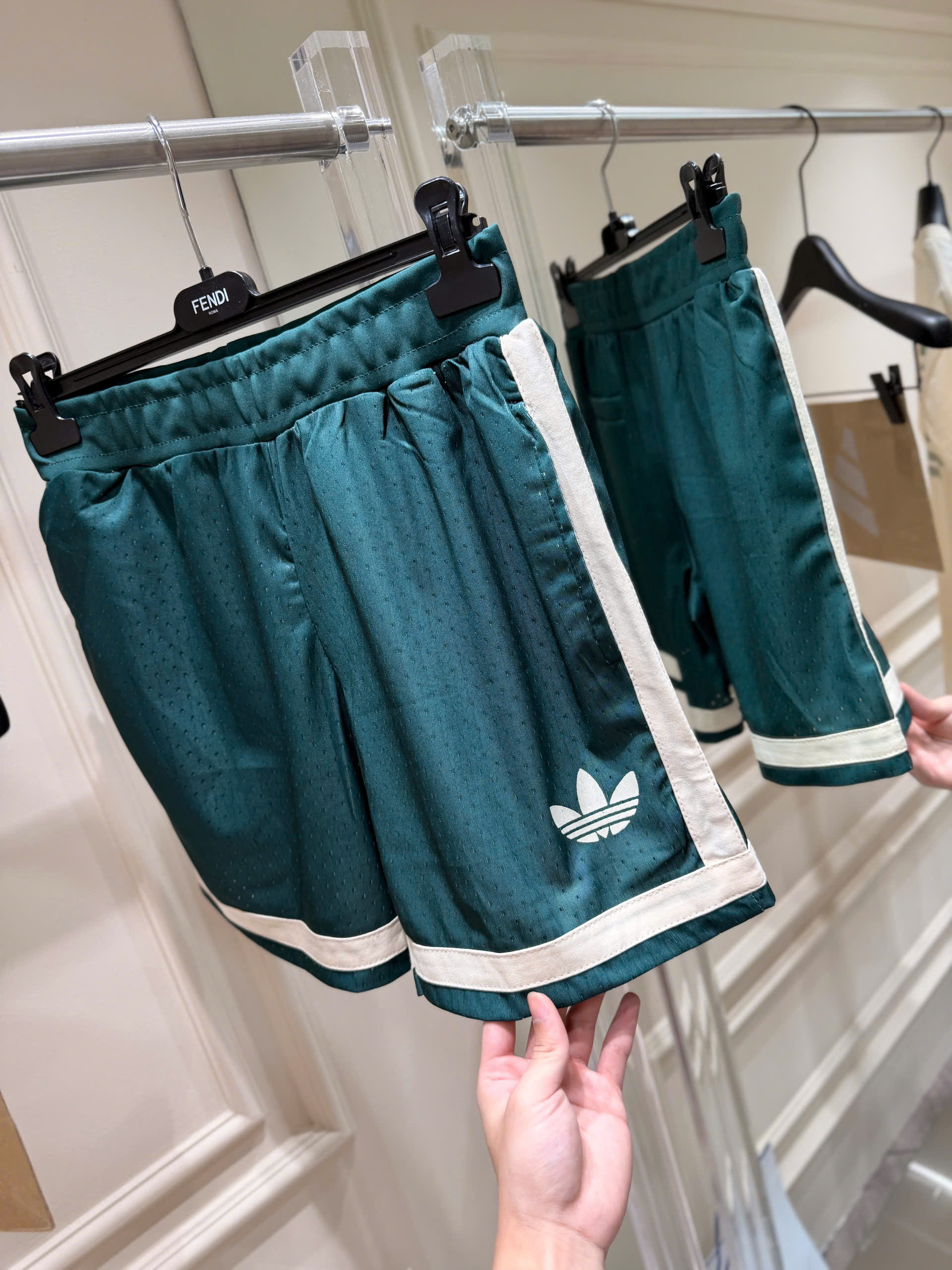 Set bộ nỉ thể thao Adidas BasketBall logo hoa ngực Like Auth S-XL NV