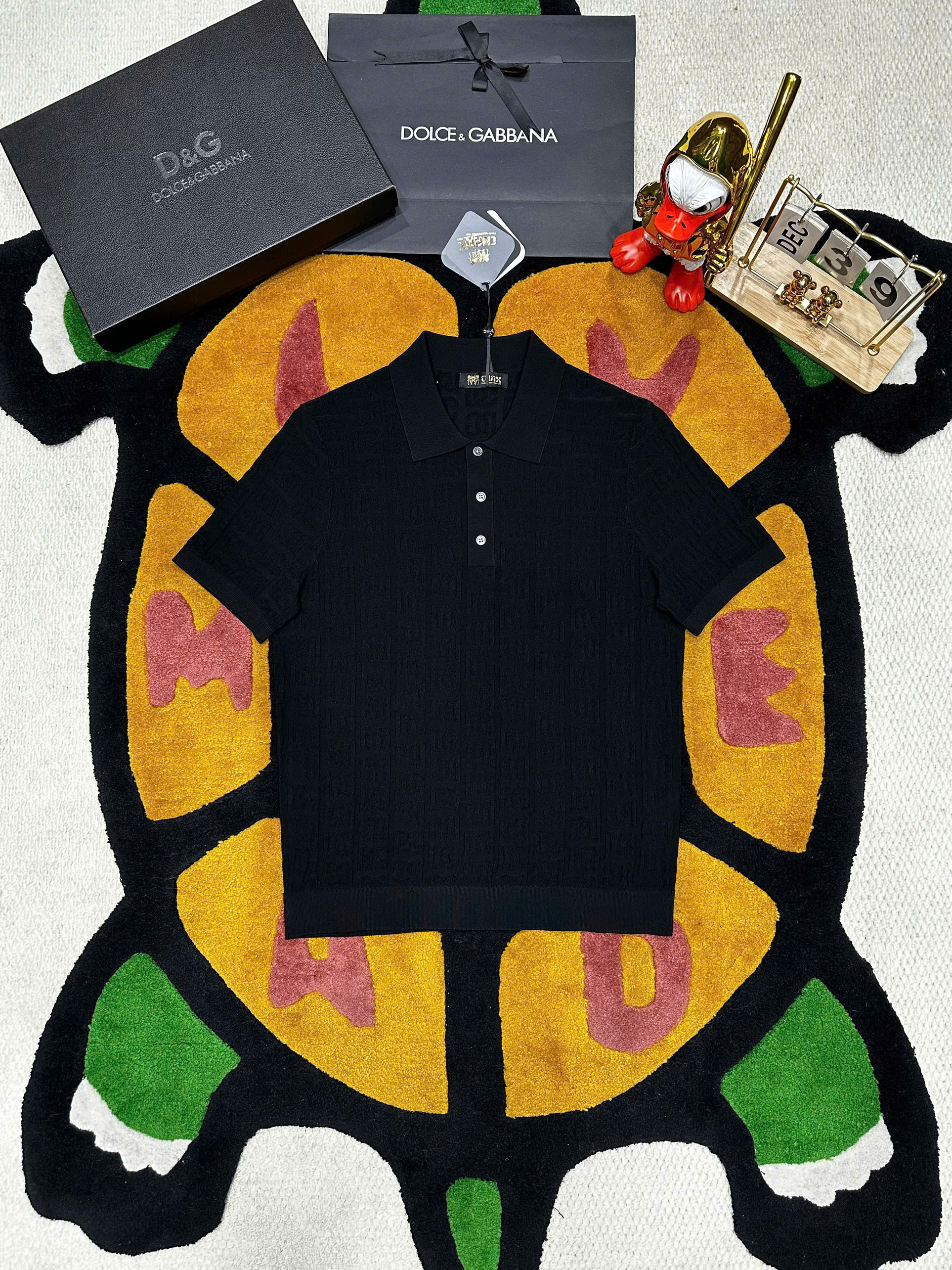 Áo polo Dolce Gabbana DG logo full dập nổi Like Auth 48-54 MK