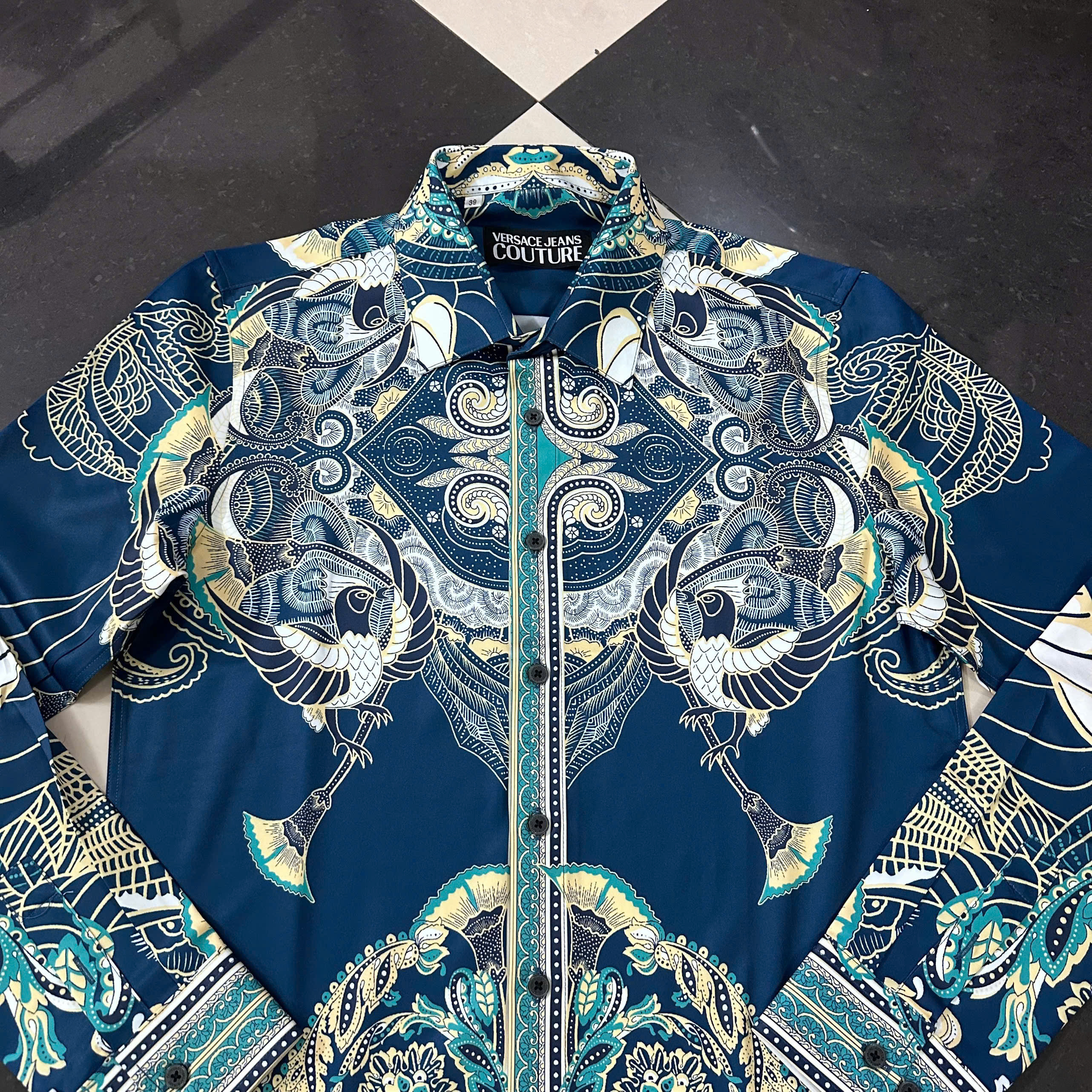 Áo sơ mi Versace Jeans Couture họa tiết quý tộc Like Auth 38-41 MK