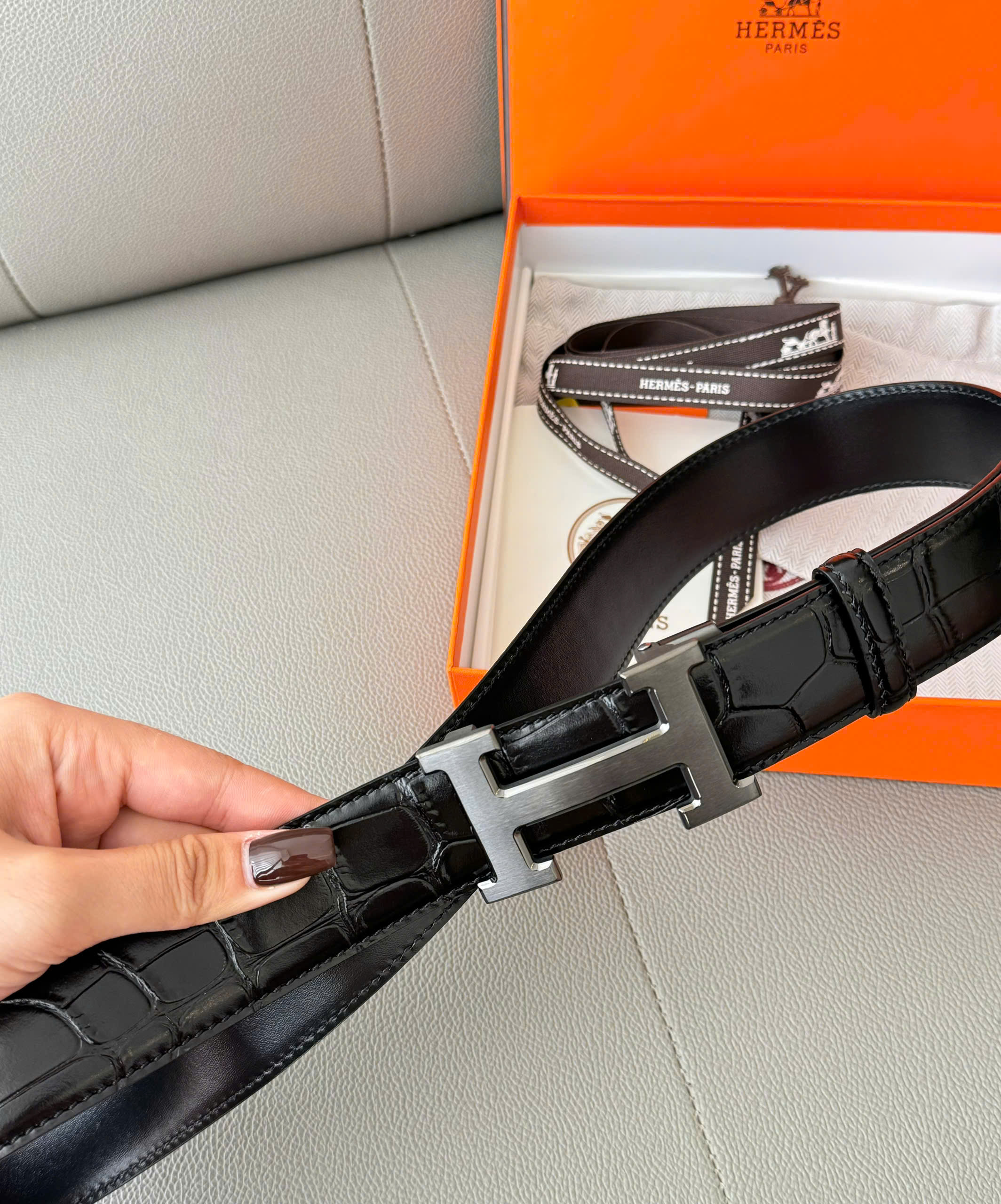 Thắt lưng dây nịt Hermes HM mặt chữ H Xám da cá sấu bóng Like Auth 85-110 DDT