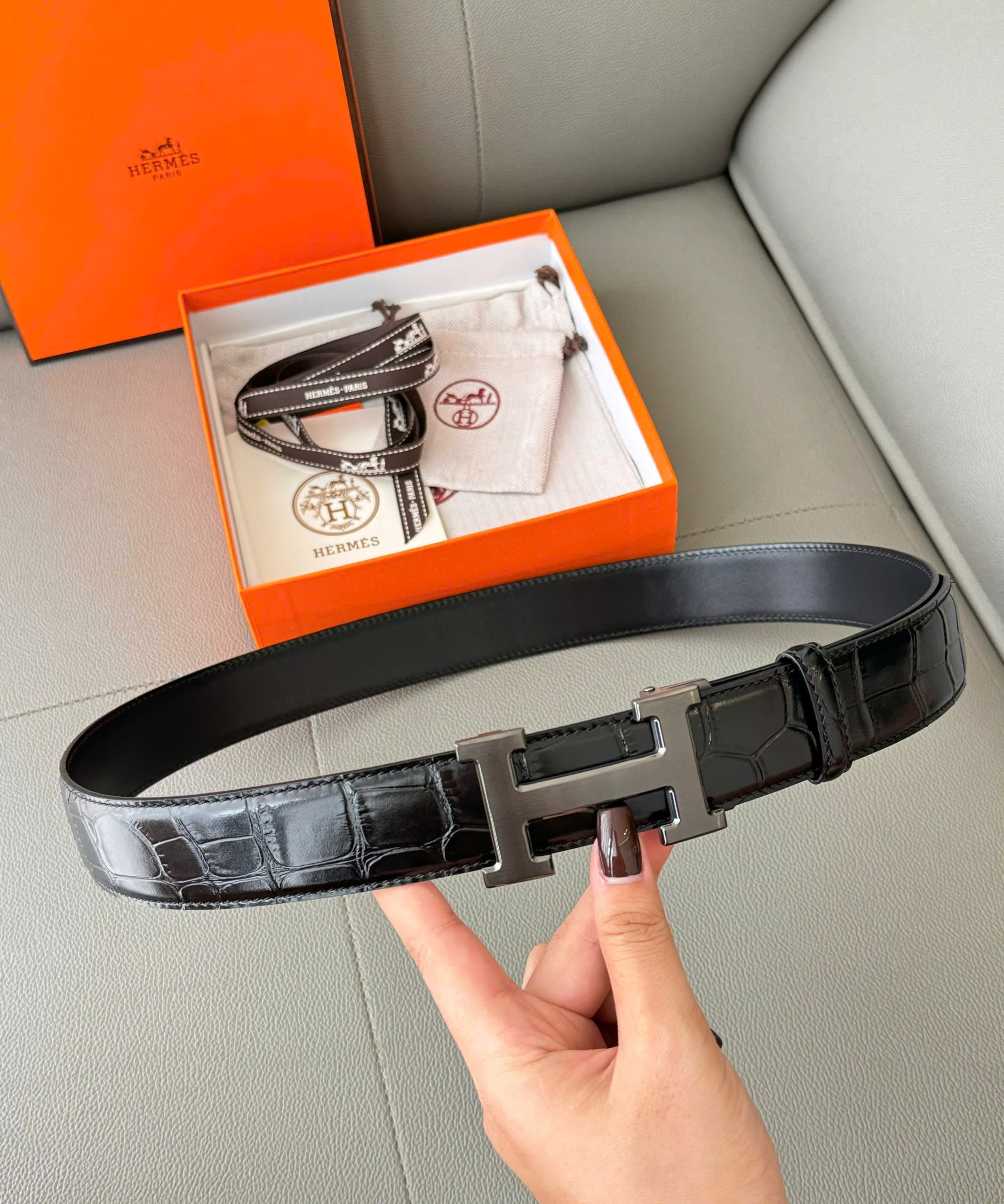 Thắt lưng dây nịt Hermes HM mặt chữ H Xám da cá sấu bóng Like Auth 85-110 DDT