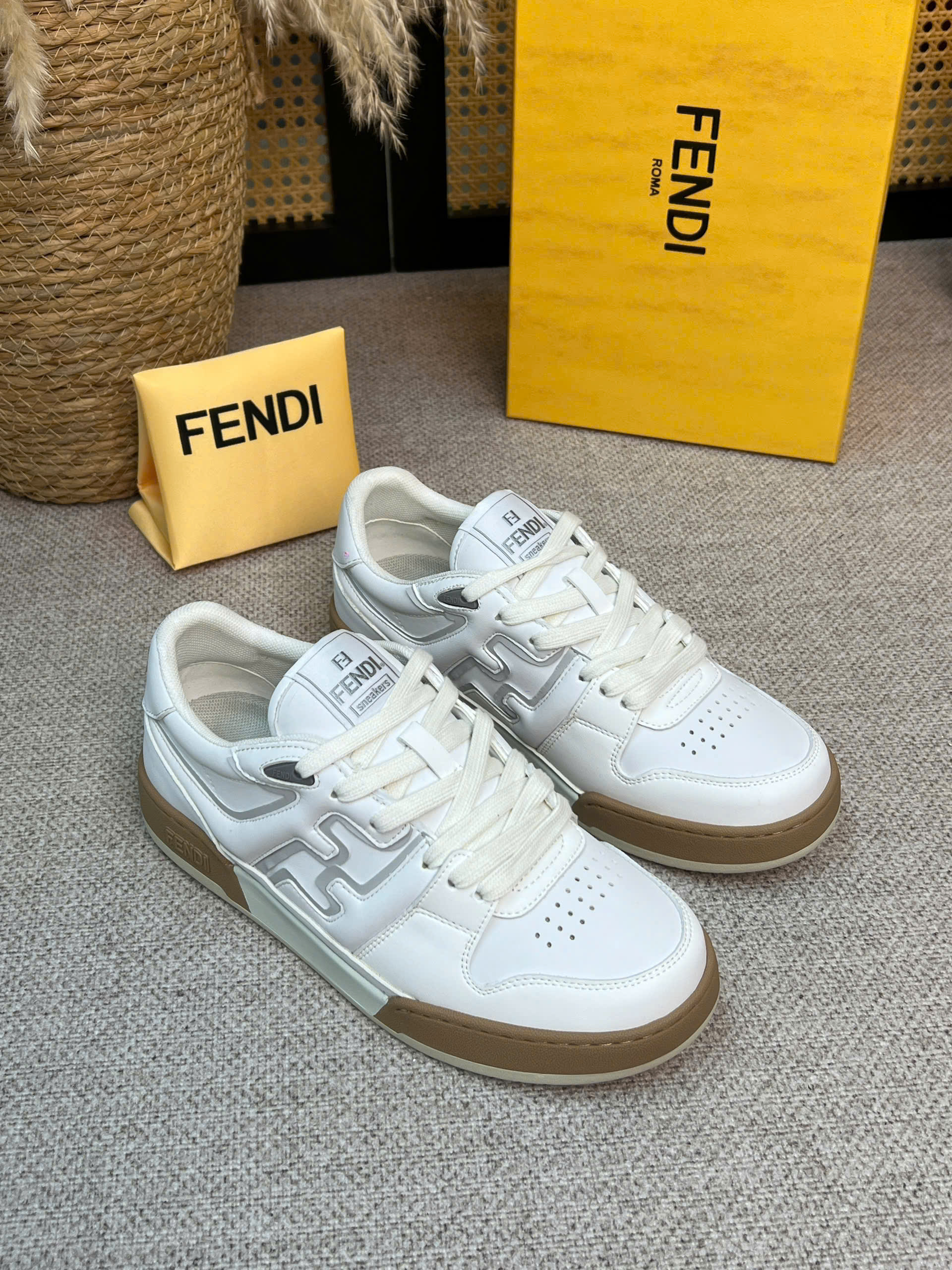 Giày sneaker Fendi FD Match Leather Low-Top Trắng logo nổi Like Auth 38-43 VTN