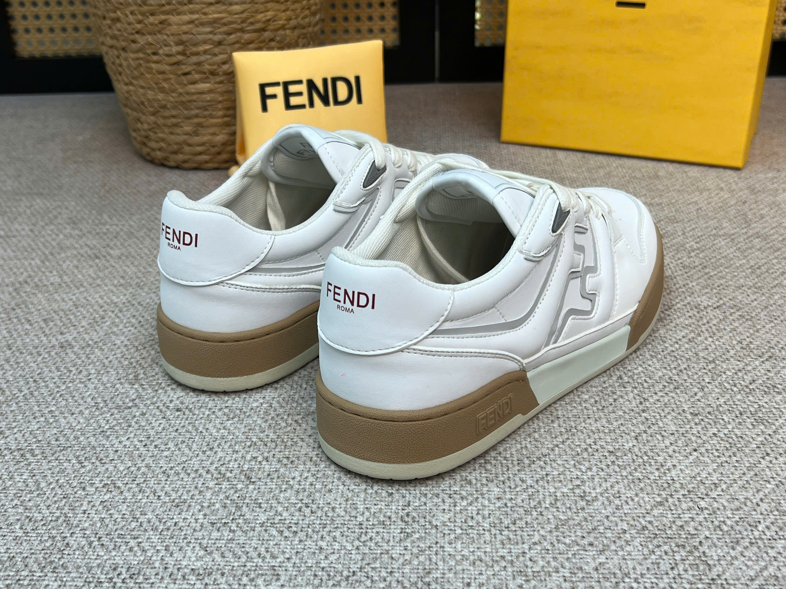 Giày sneaker Fendi FD Match Leather Low-Top Trắng logo nổi Like Auth 38-43 VTN