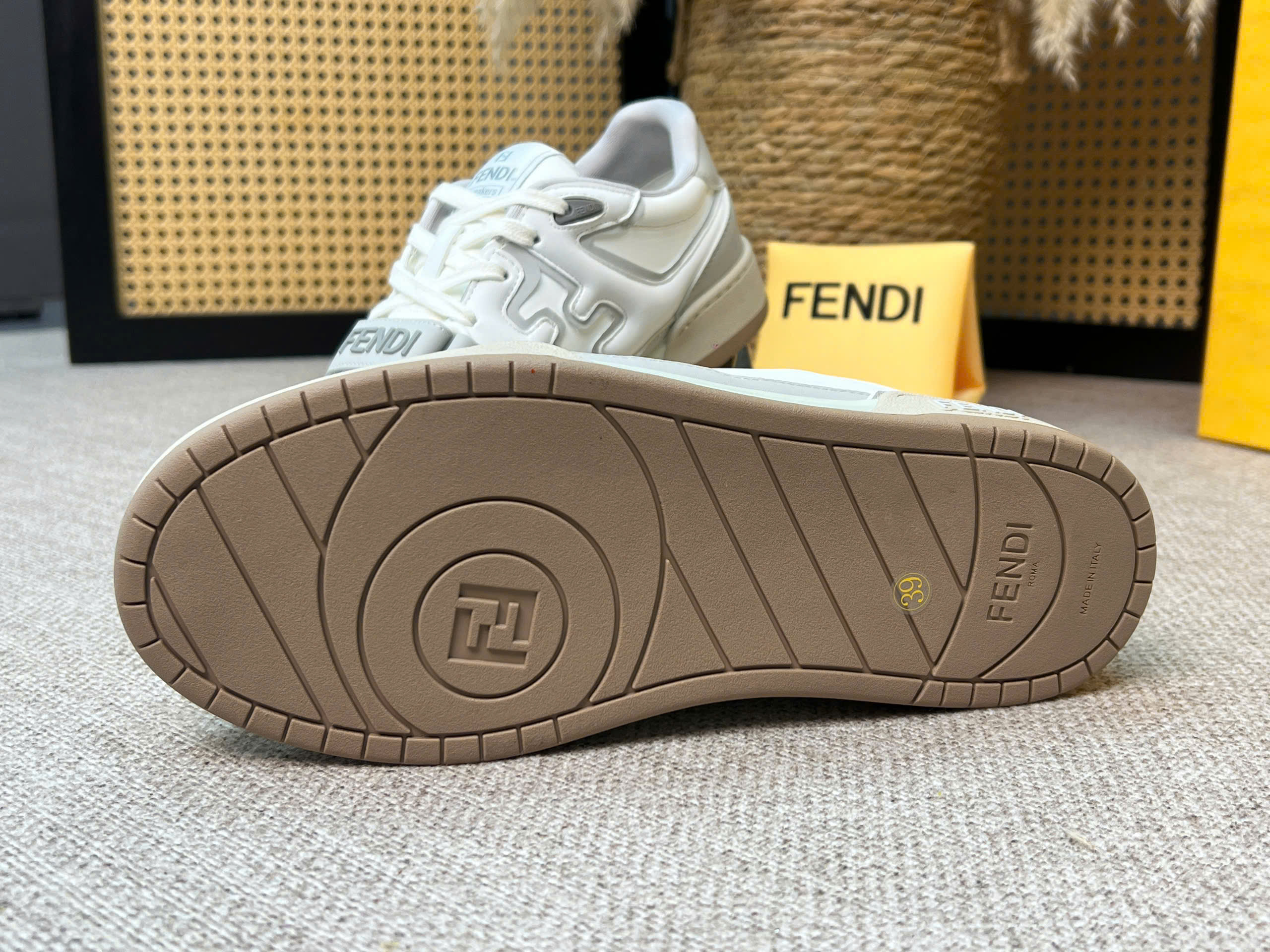 Giày sneaker Fendi FD Match Leather Low-Top Trắng Xám logo nổi Like Auth 38-43 VTN