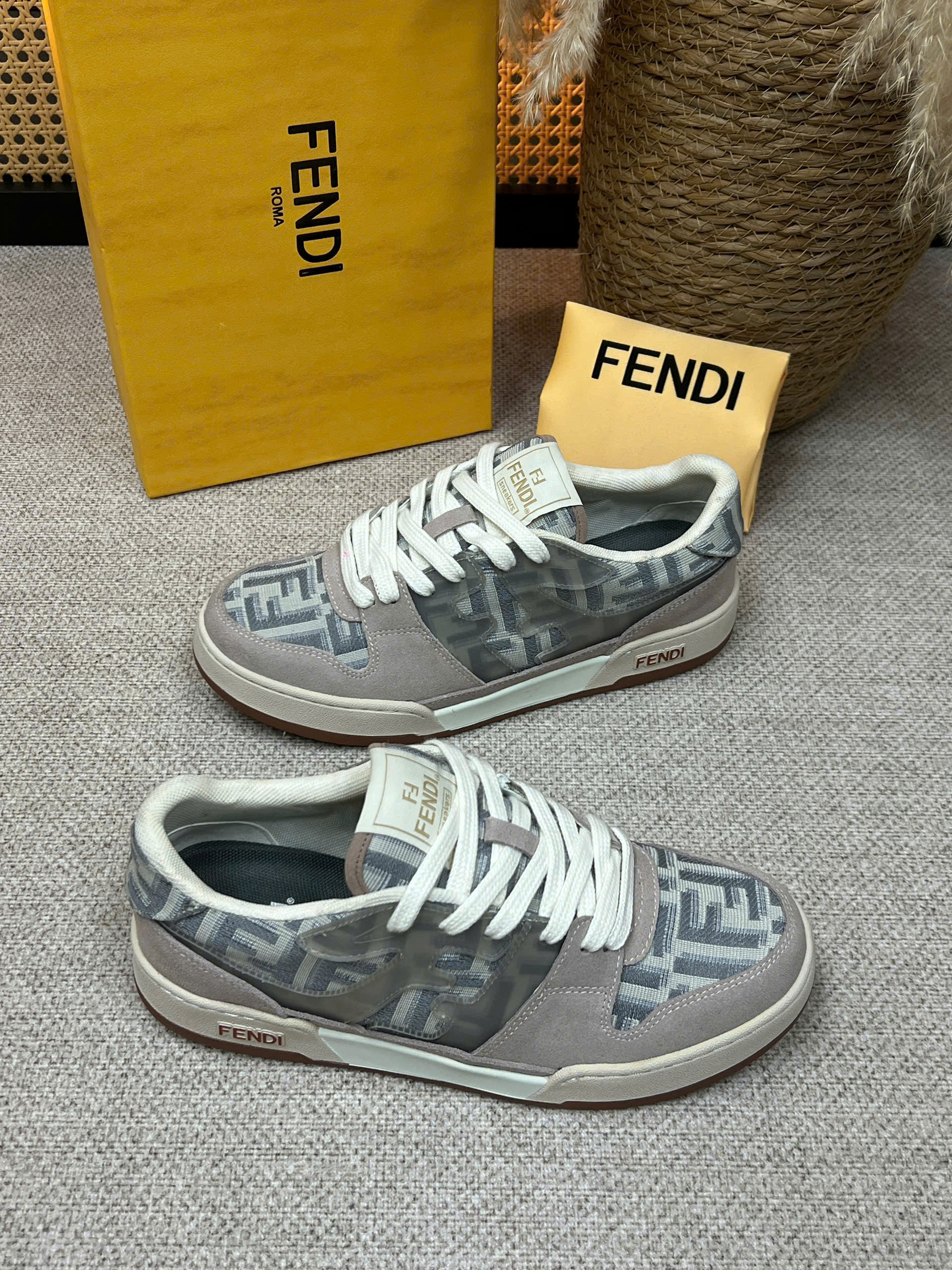 Giày sneaker Fendi FD Match Leather Xám Like Auth 38-43 VTN