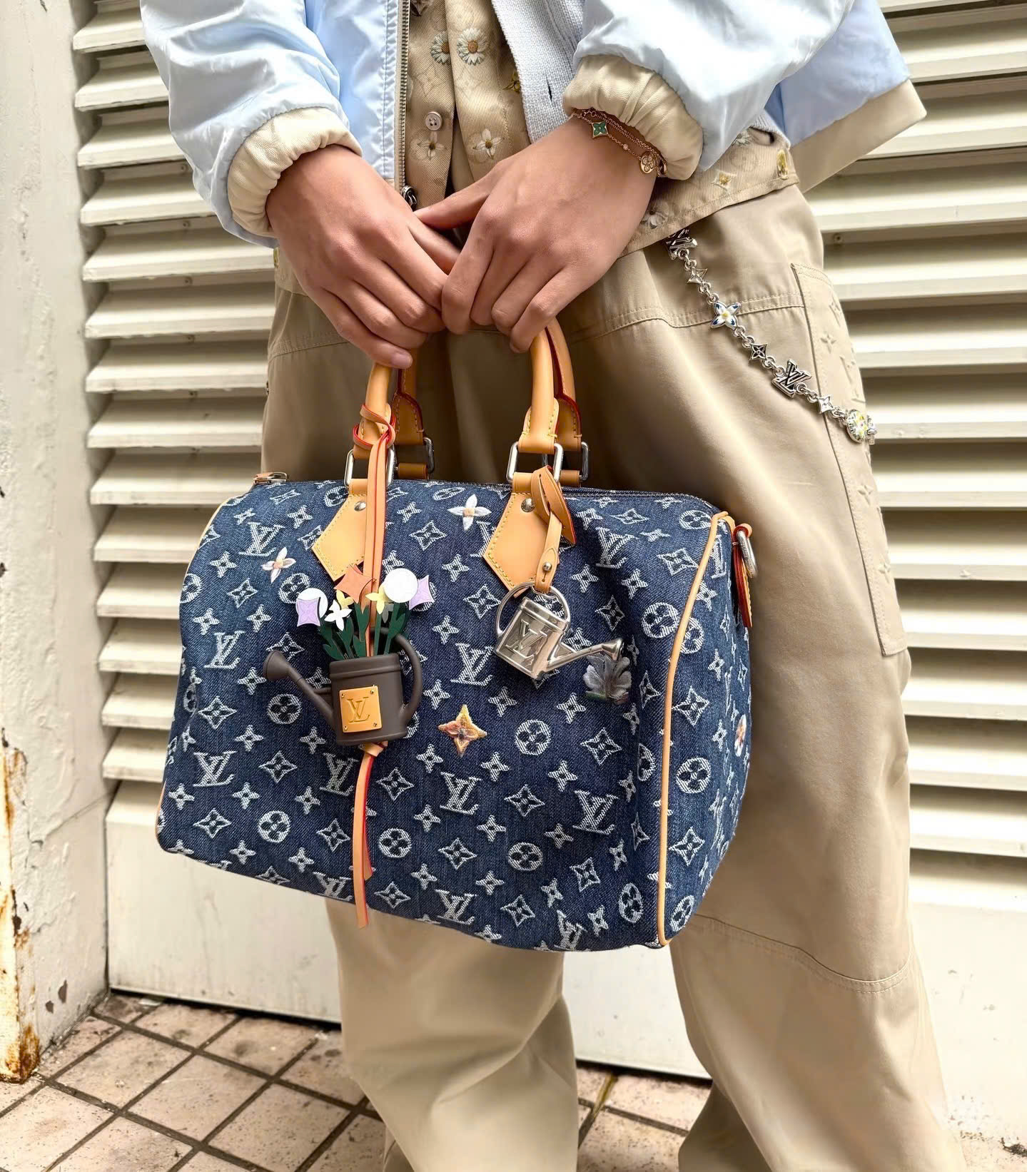 Túi trống Louis Vuitton LV Speedy Monogram Floral Denim Xanh Than Like Auth 30x21x17 PLD