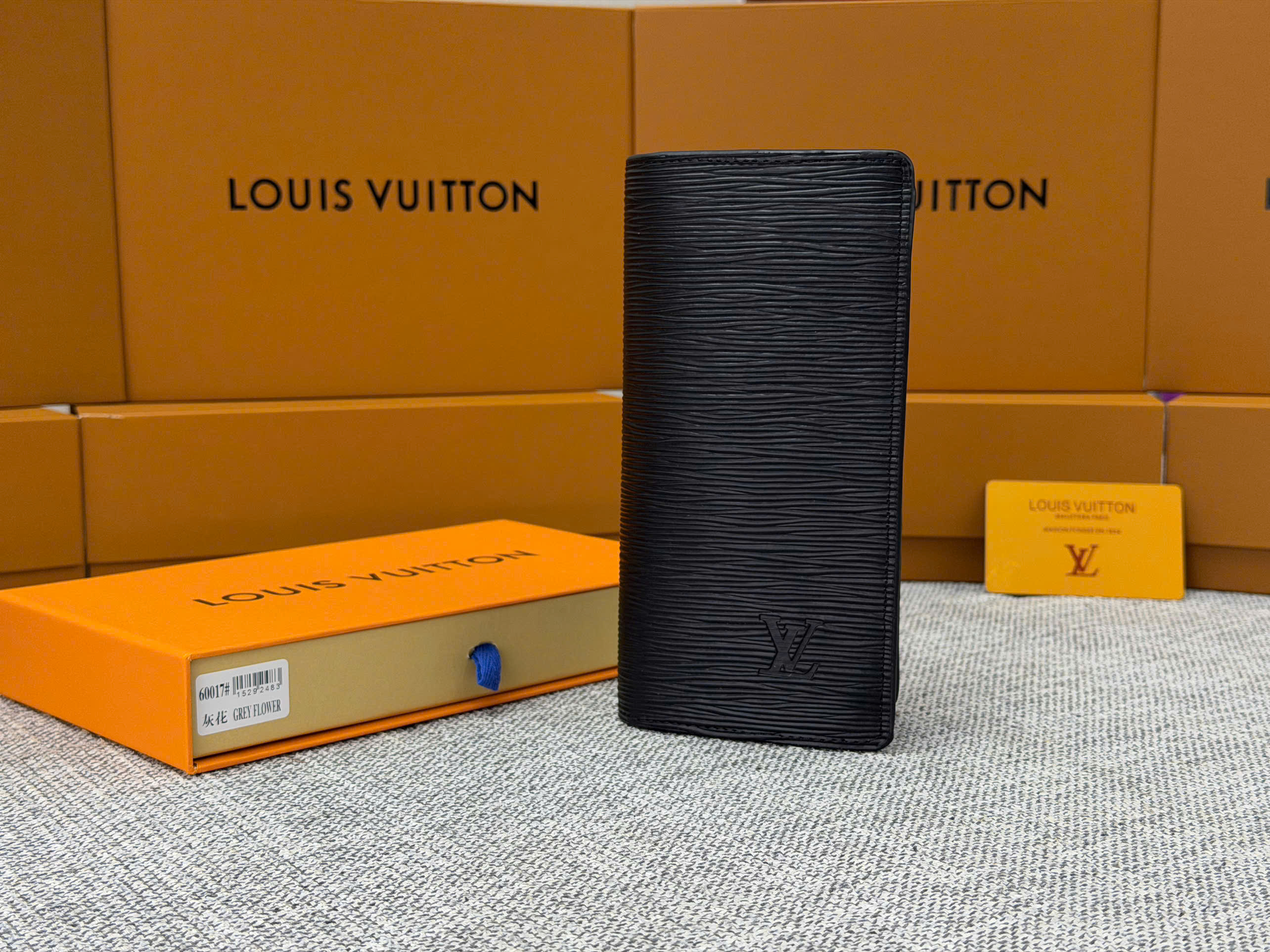 Ví dài Louis Vuitton LV Brazza Monogram Eclipse Like Auth 10x19x2 PLD VTN