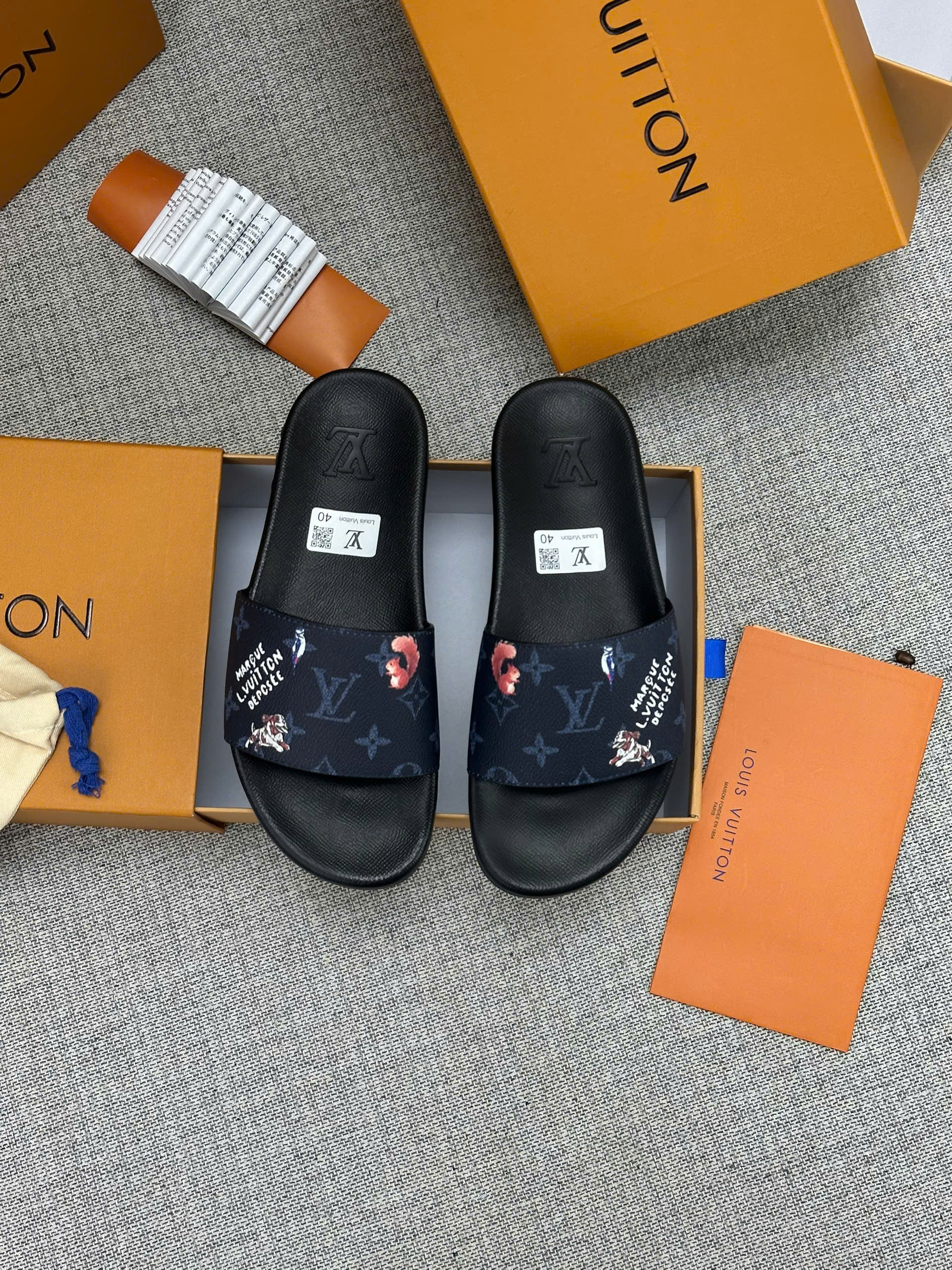 Dép lê quai ngang Louis Vuitton LV monogram new 2026 Like Auth 38-43 VTN