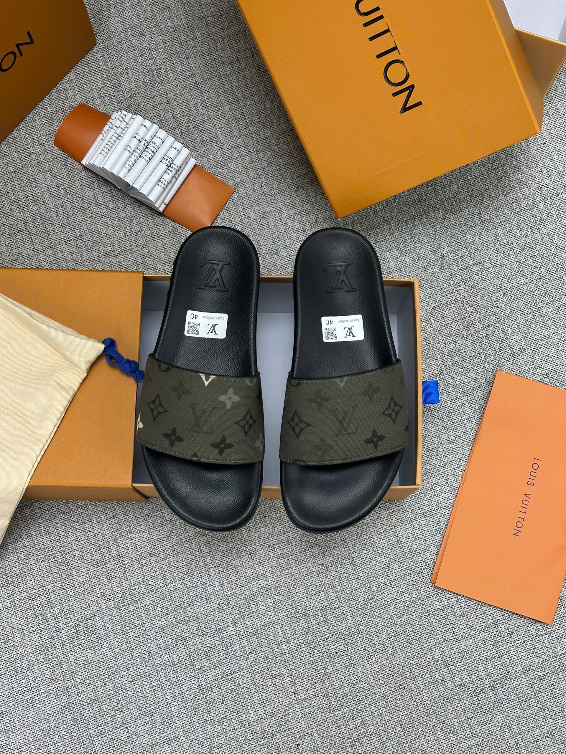 Dép lê quai ngang Louis Vuitton LV monogram new 2026 Like Auth 38-43 VTN