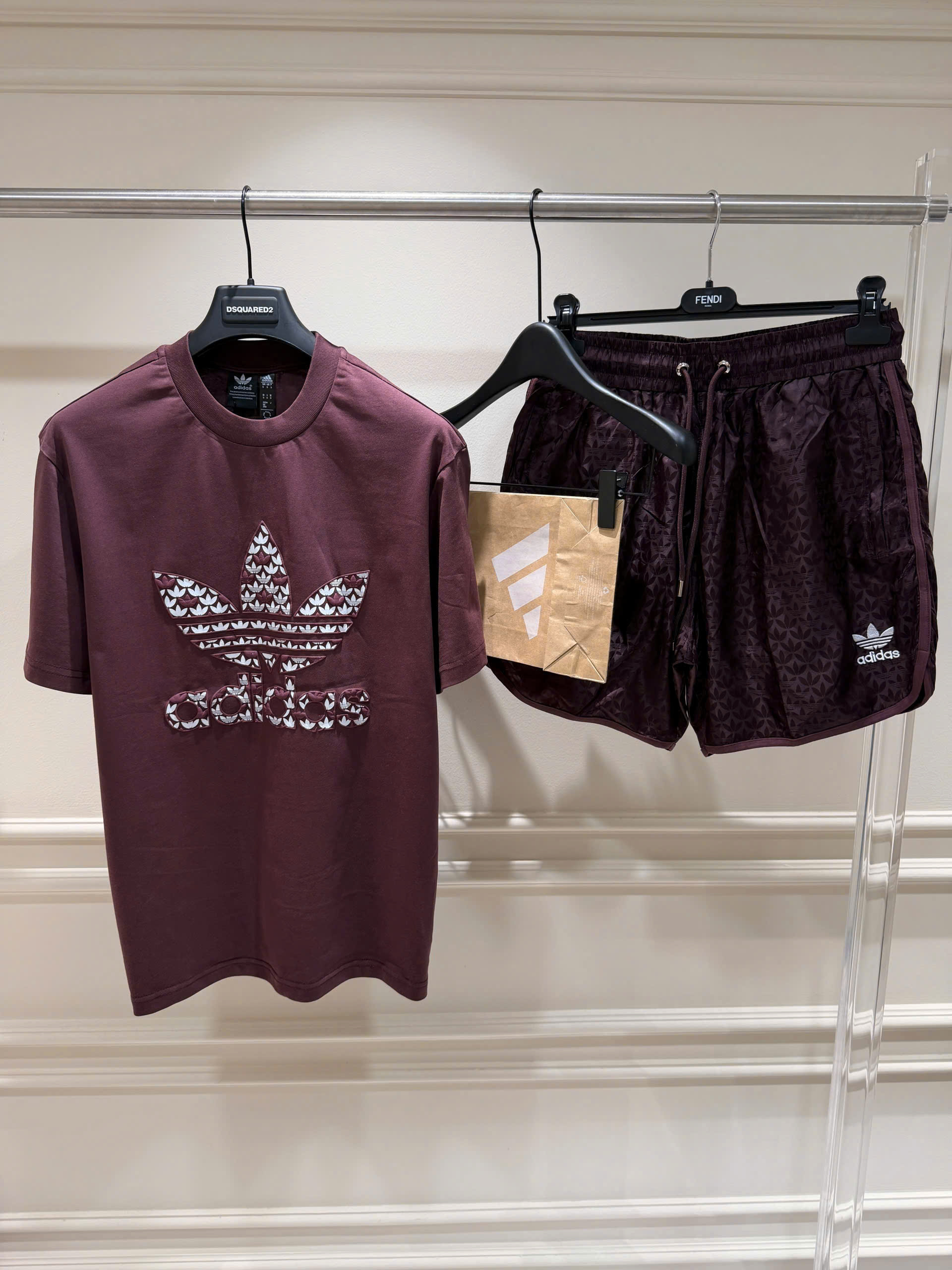 Set bộ thể thao hè Adidas logo wash ngực hoa to Like Auth S-XL NV