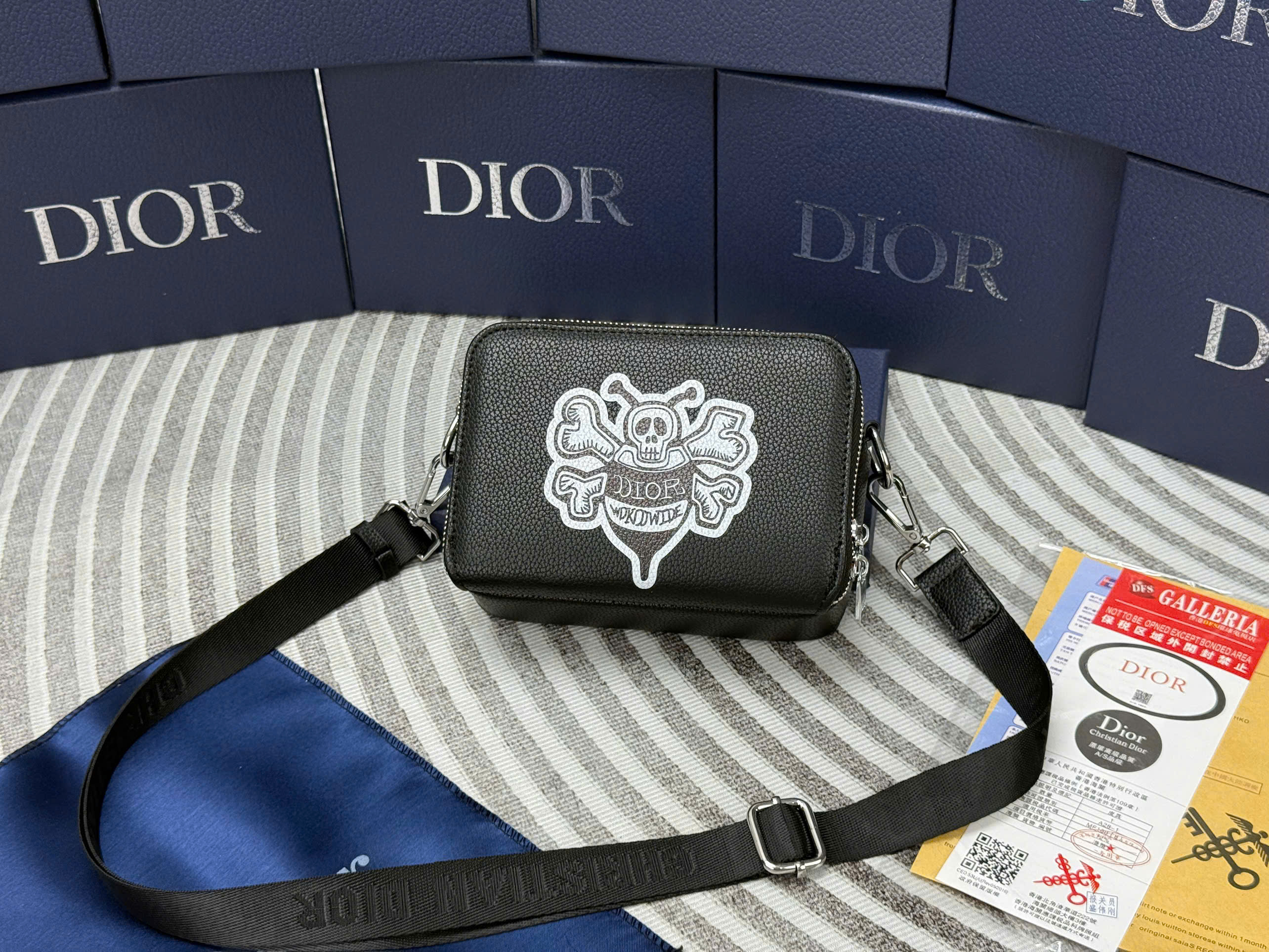 Túi đeo chéo Dior CD 2 khóa new 2026 Like Auth VTN