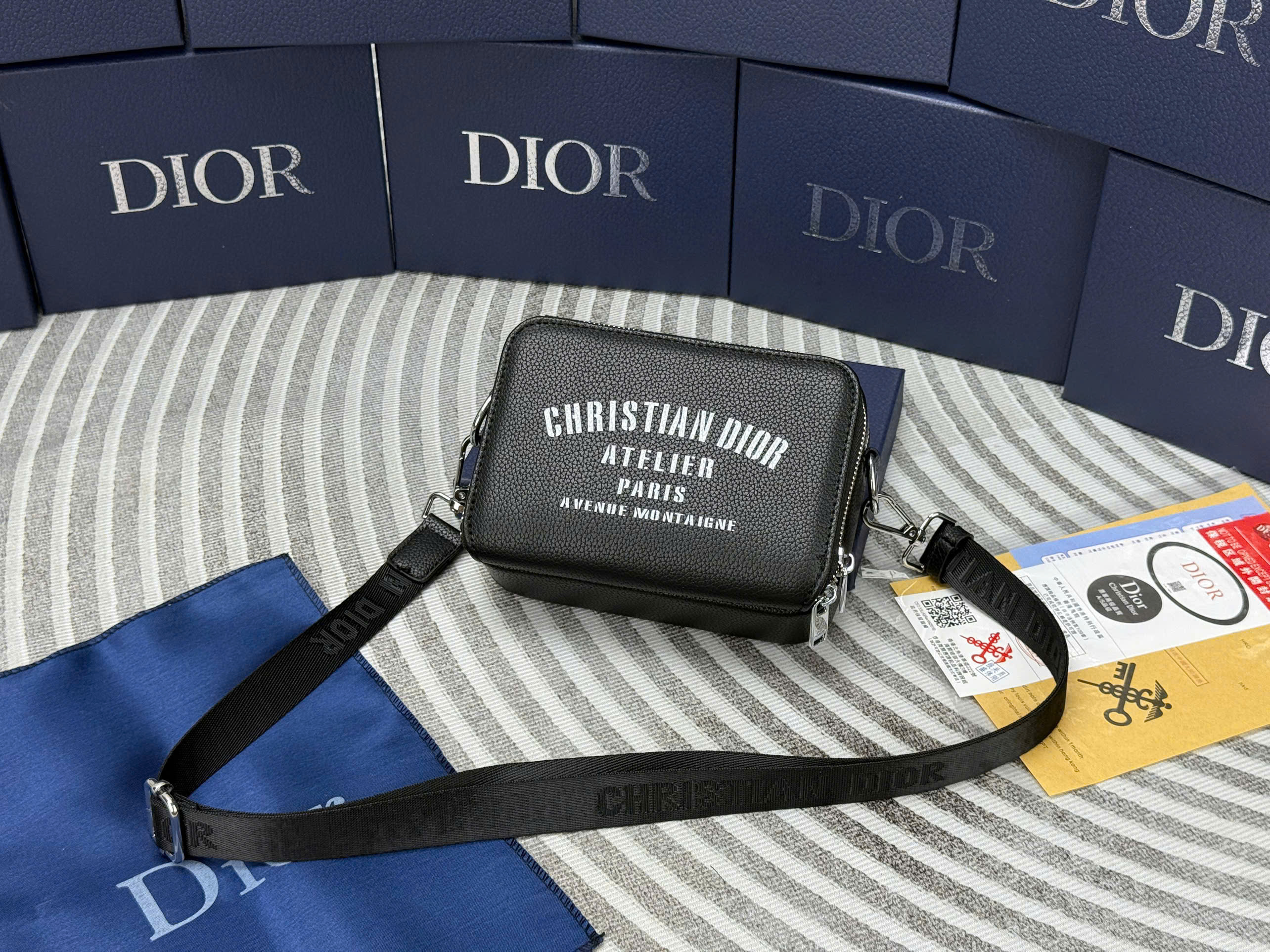 Túi đeo chéo Dior CD 2 khóa new 2026 Like Auth VTN