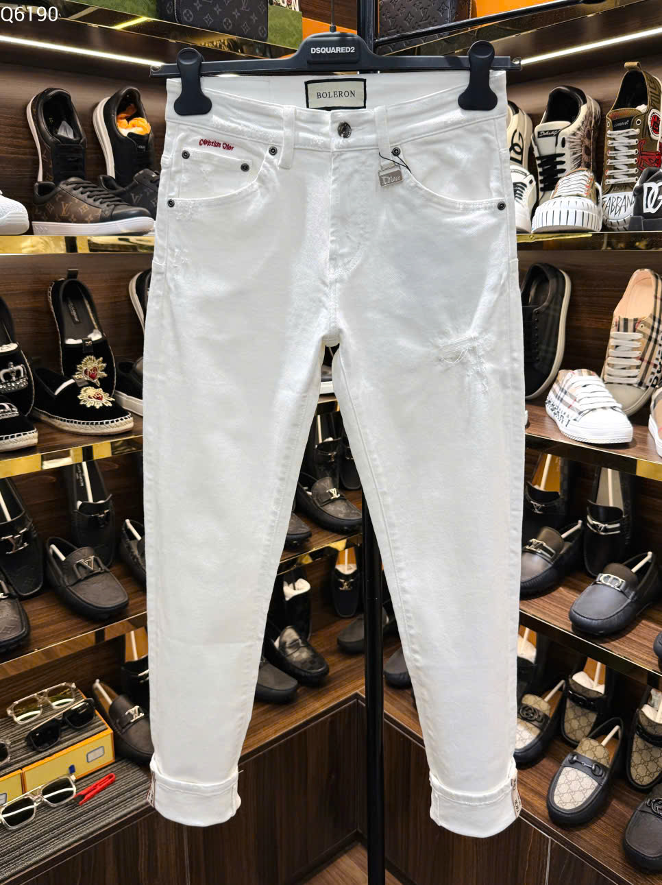 Quần Jean Dior CD Trắng  rách mài logo chữ xắn gấu Like Auth on web MK