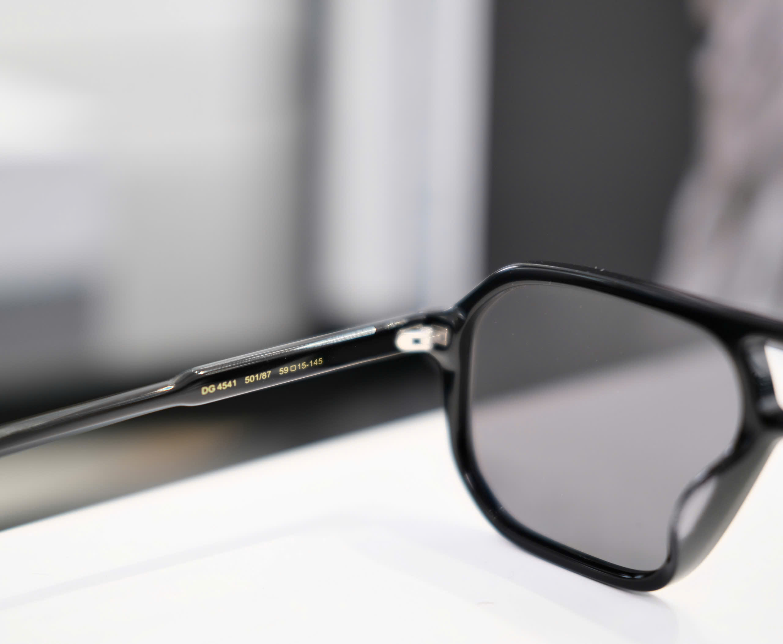 Kính mắt thời trang Dolce Gabbana Đen gọng nhỏ Like Auth DDT