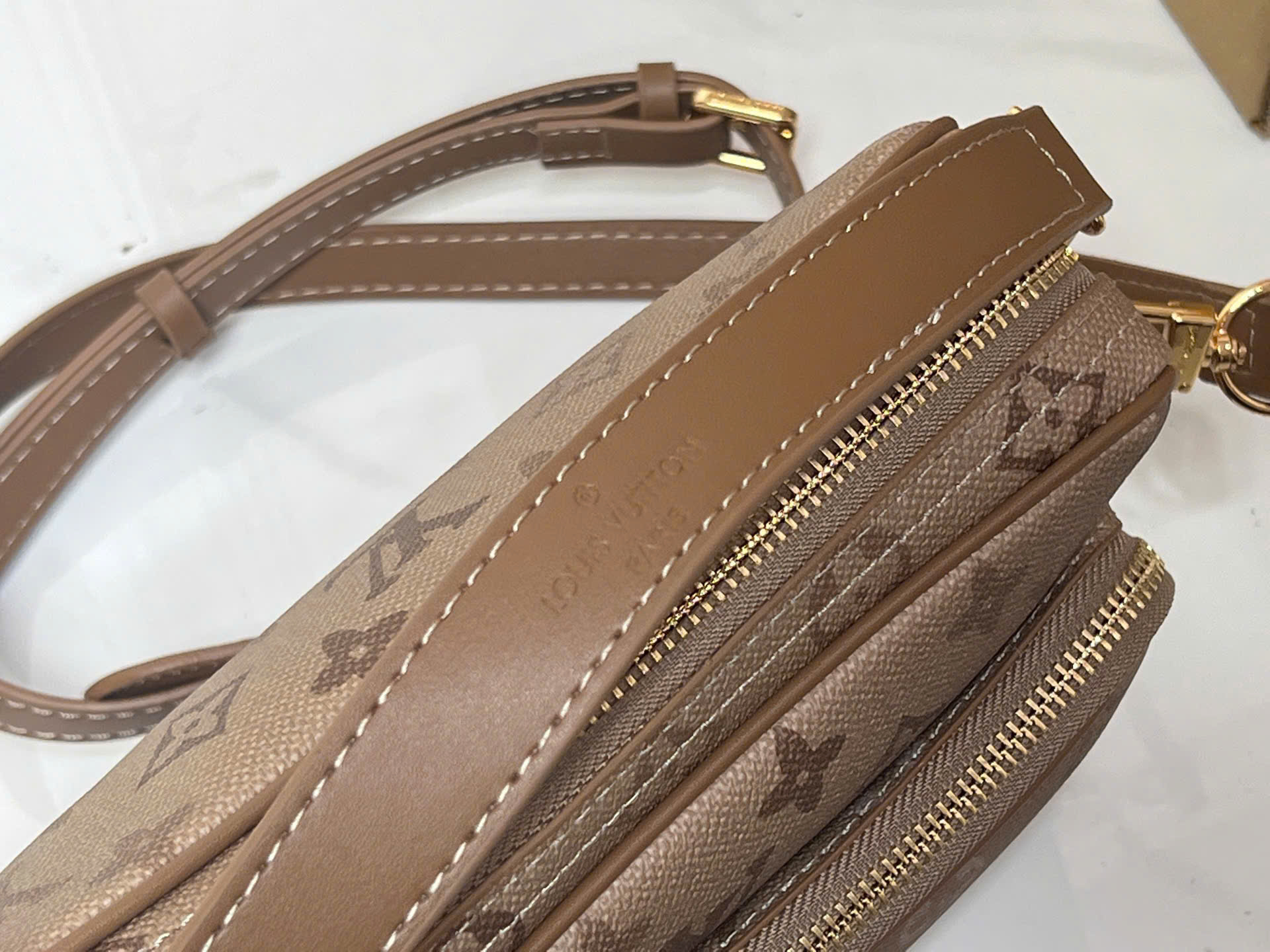 Túi đeo chéo Louis Vuitton Bag LV Monogram Archive Xanh Rêu Like Auth 25x18x11 PLD