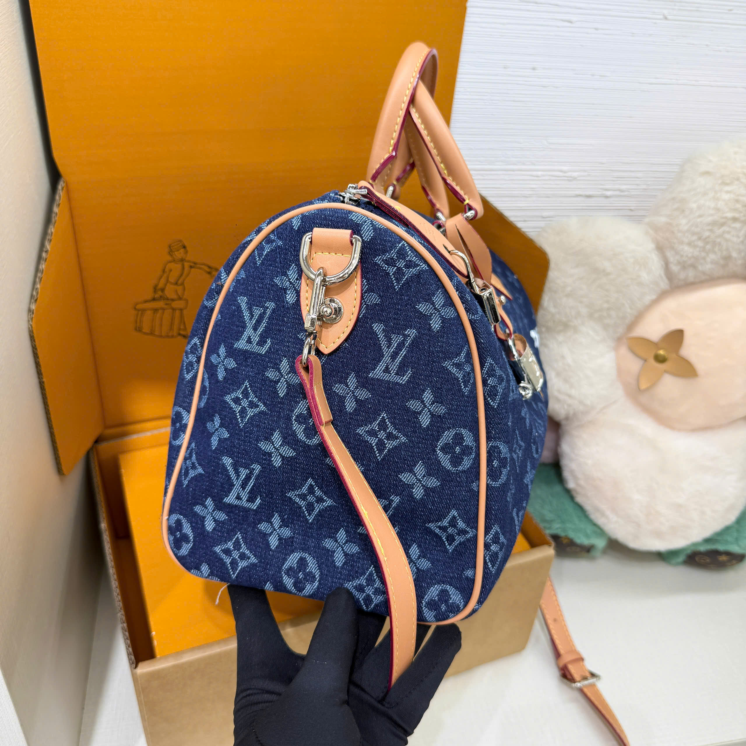 Túi Trống Louis Vuitton LV peedy 30 Bandoulière Denim monogram Xanh Than Like Auth 30x21x17 PLD