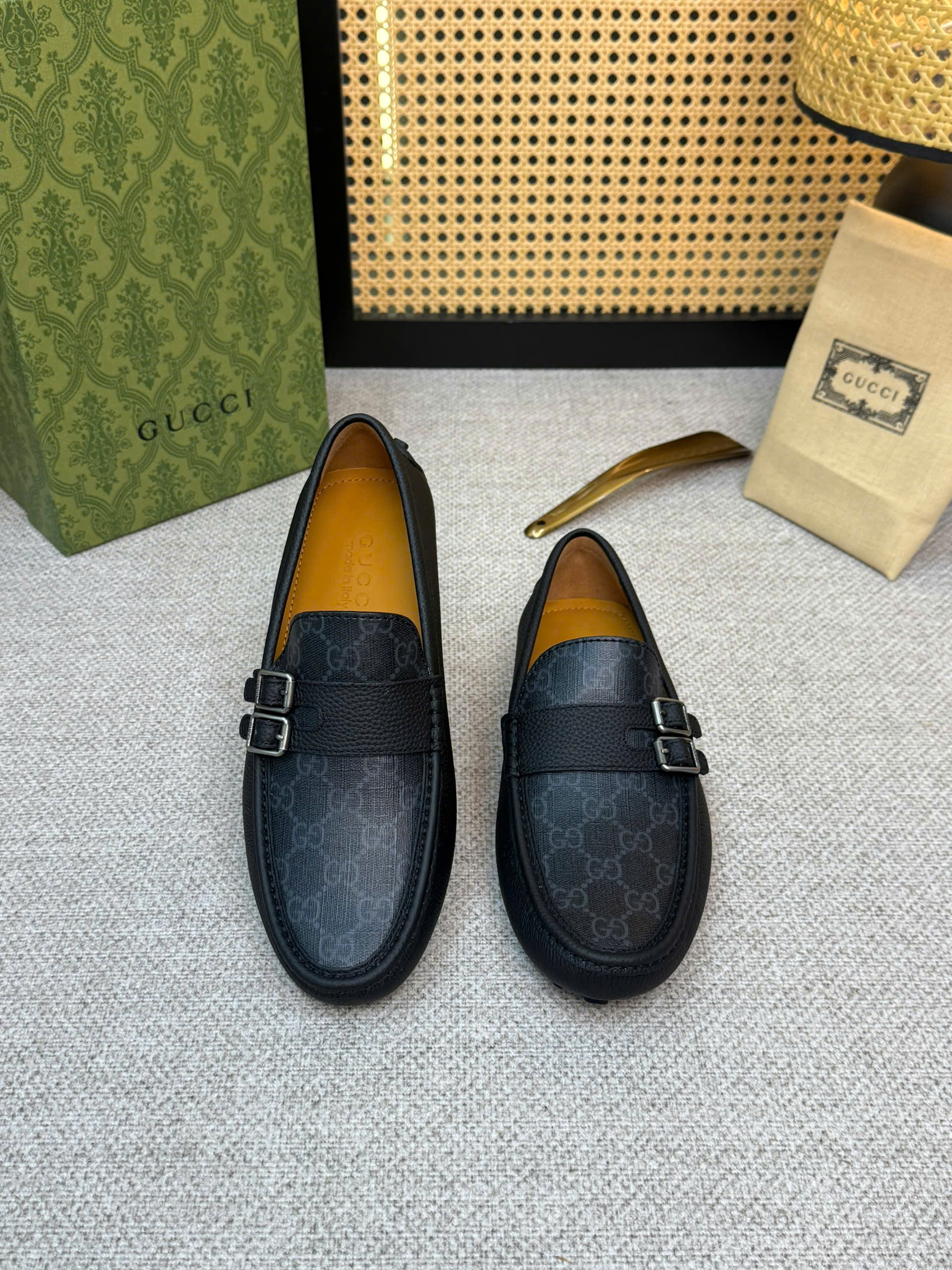 Giày lười moca Gucci GC Buckle Detailed tag ngang 2 khóa logo full tag Xám Like Auth 38-43 VTN