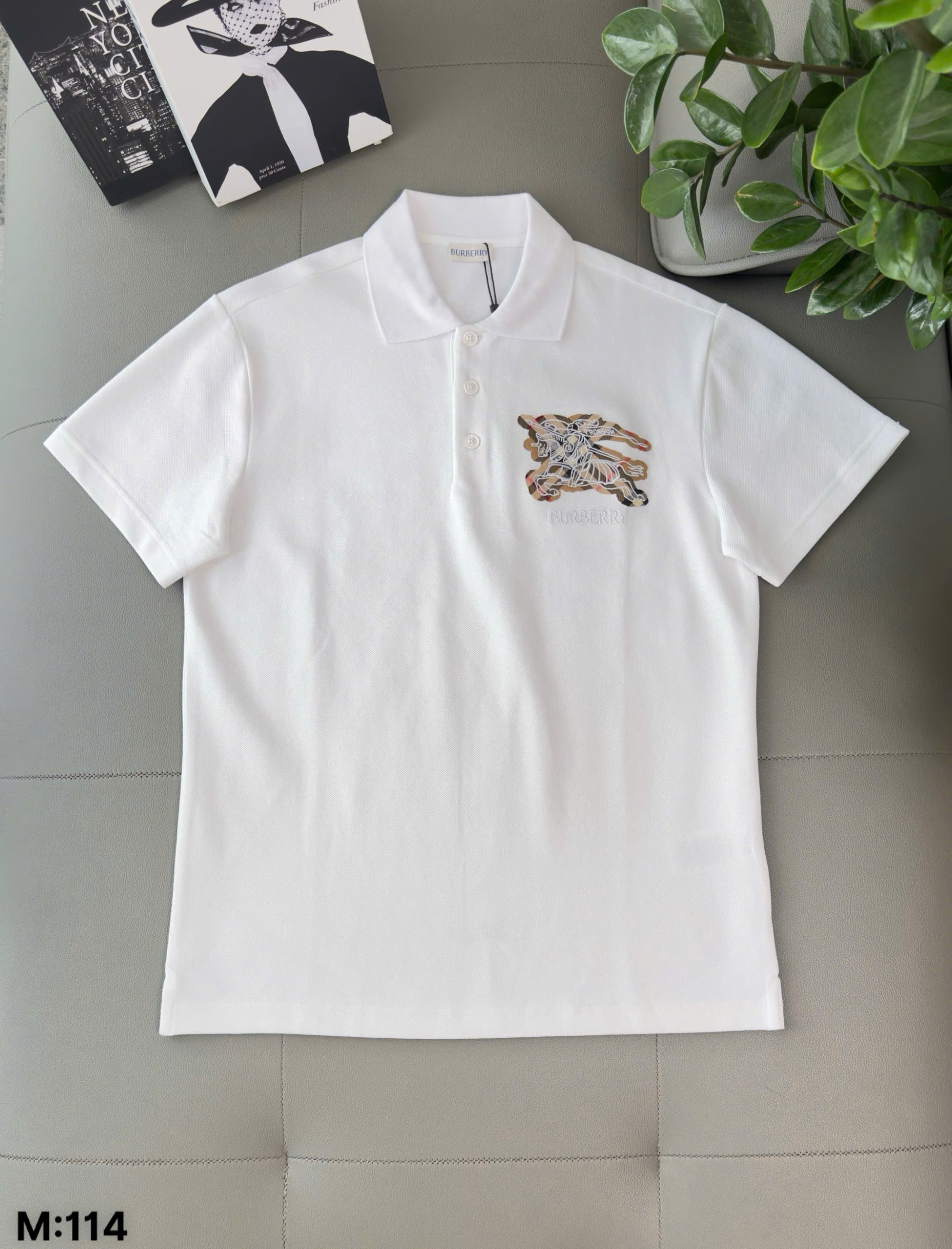 Áo polo Burberry BBR ngực thêu logo và họa tiết kỵ sỹ ngựa bay mờ Like Auth S-XL DDT\Trắng