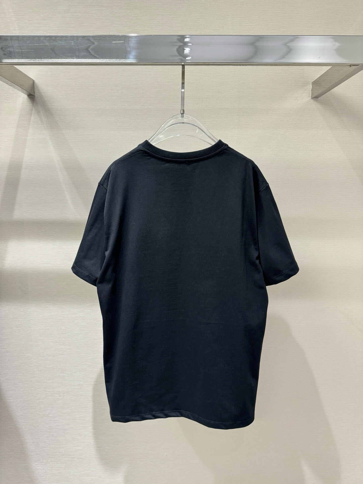 Áo phông T shirt Loewe Đen túi ngực logo thêu chỉ Trắng Like Auth S-L VTN