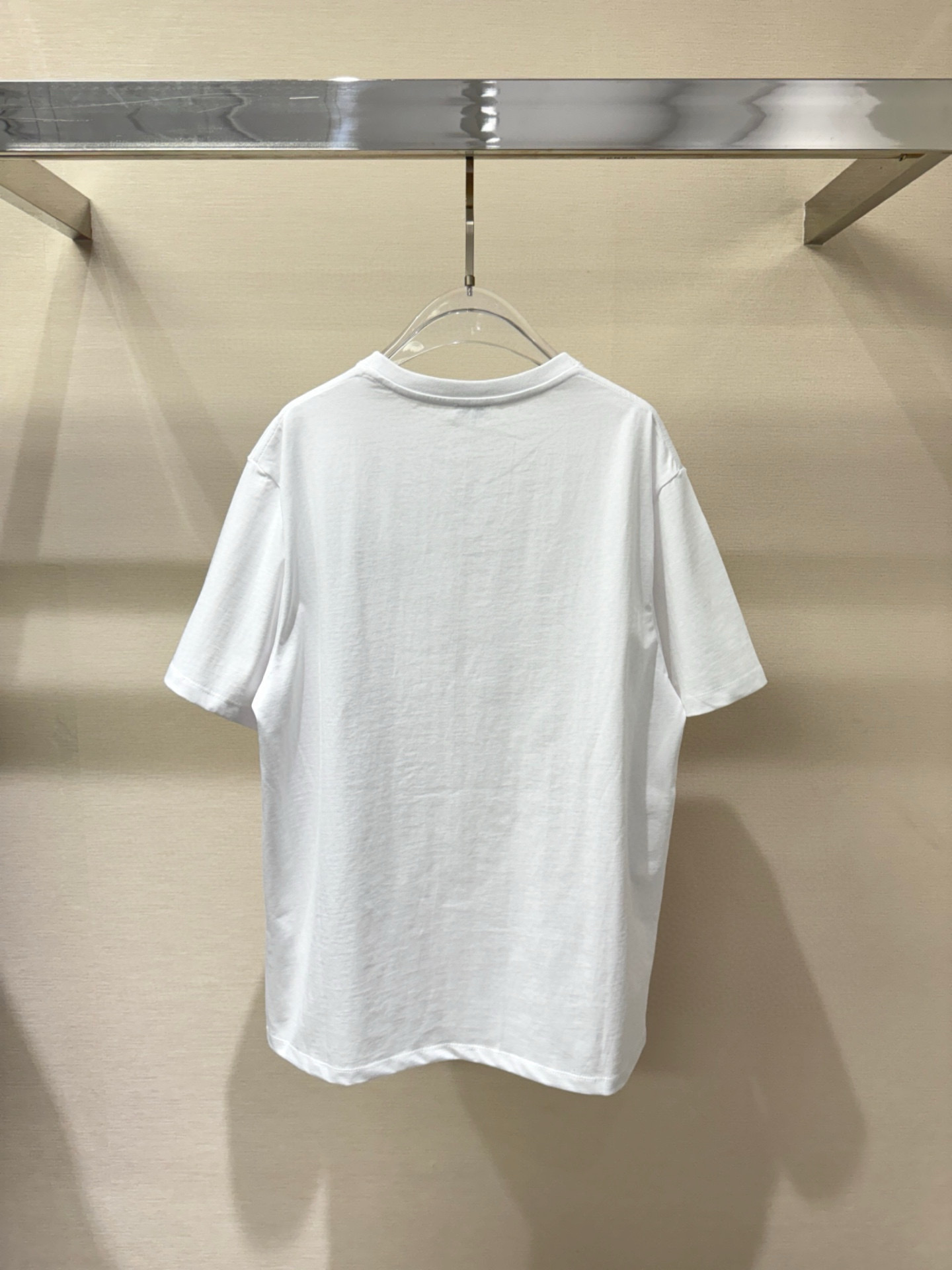 Áo phông T shirt Loewe Trắng túi ngực logo thêu chỉ Đen Like Auth S-L VTN