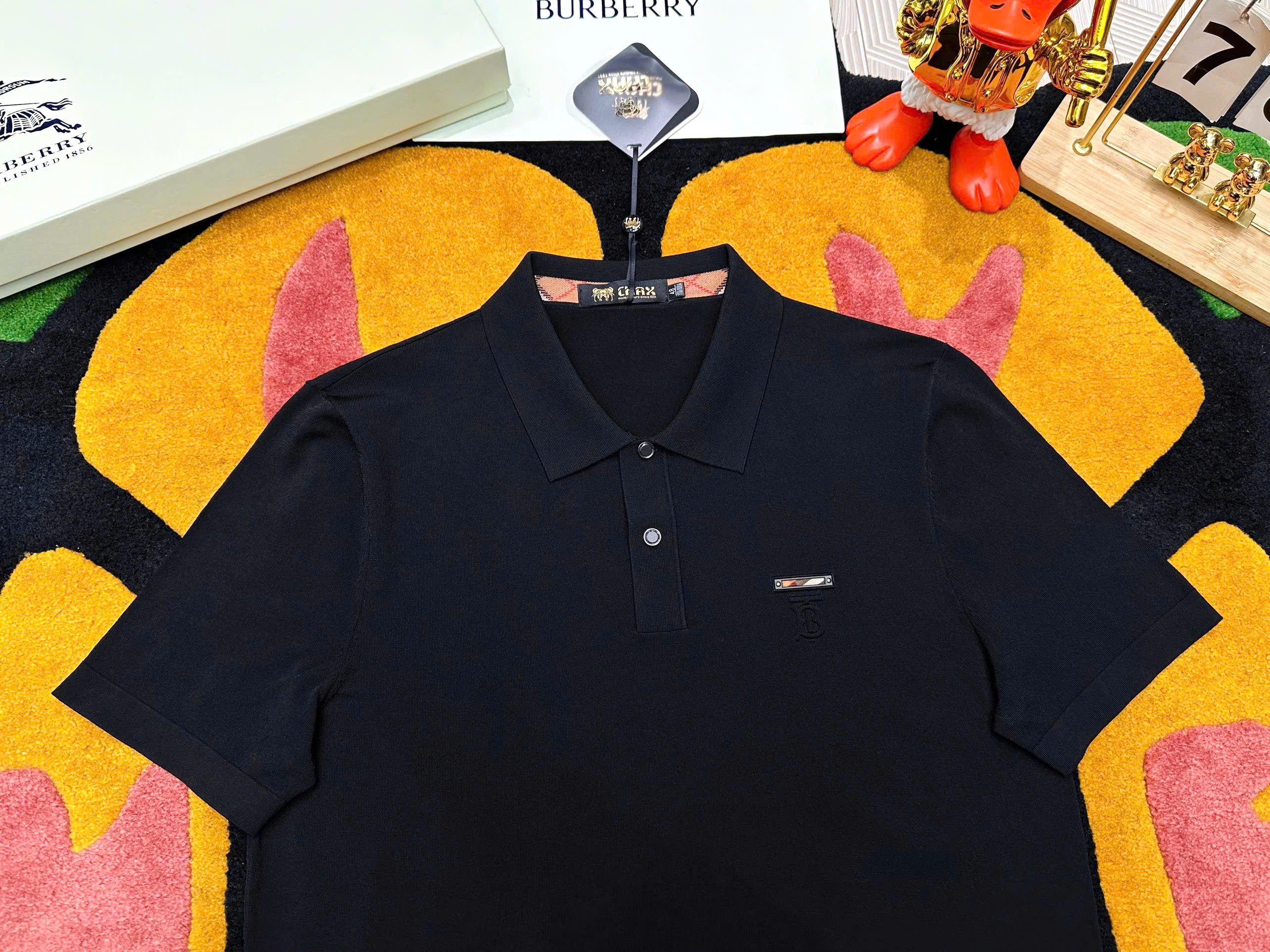 Áo polo Burberry BBR check kẻ sọc tay cổ logo thêu TB tag ngực Like Auth 48-52 MK\Đen