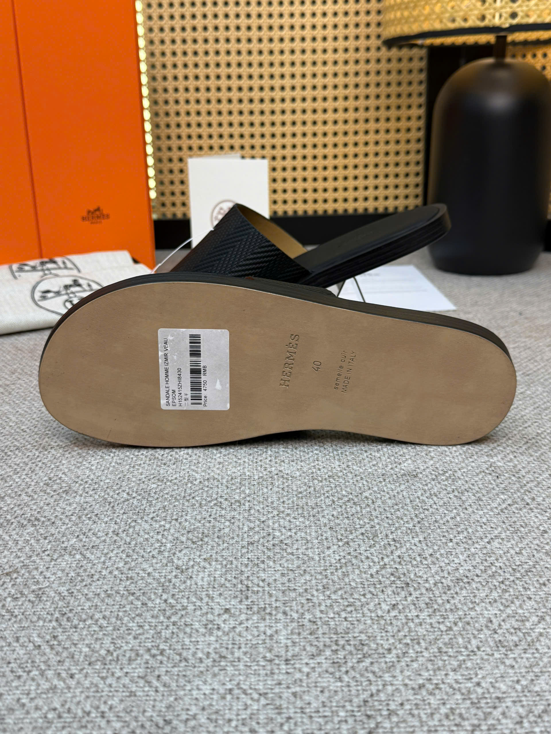 Dép lê Hermes HM Đen quai sọc chiếu Like Auth 1-1 on web 38-43 VTN